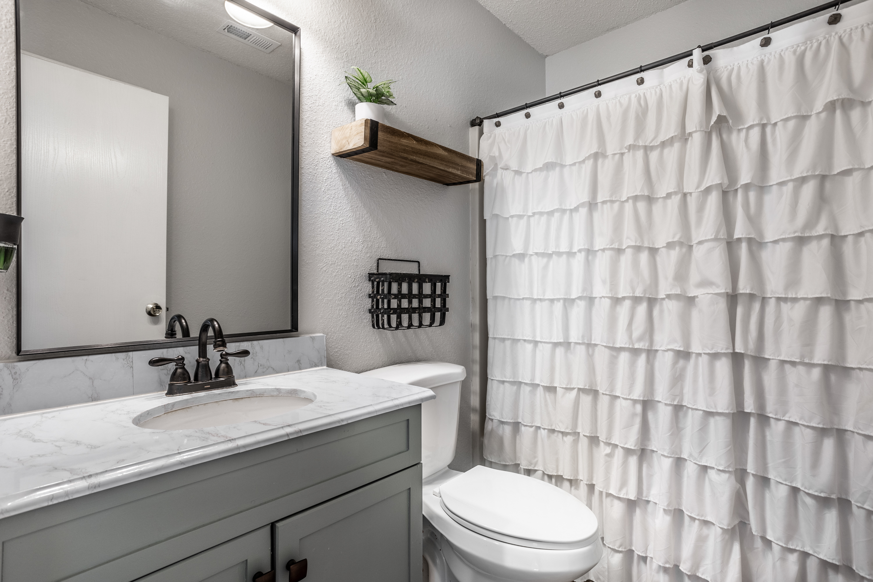 1454 Blue Grass Parkway