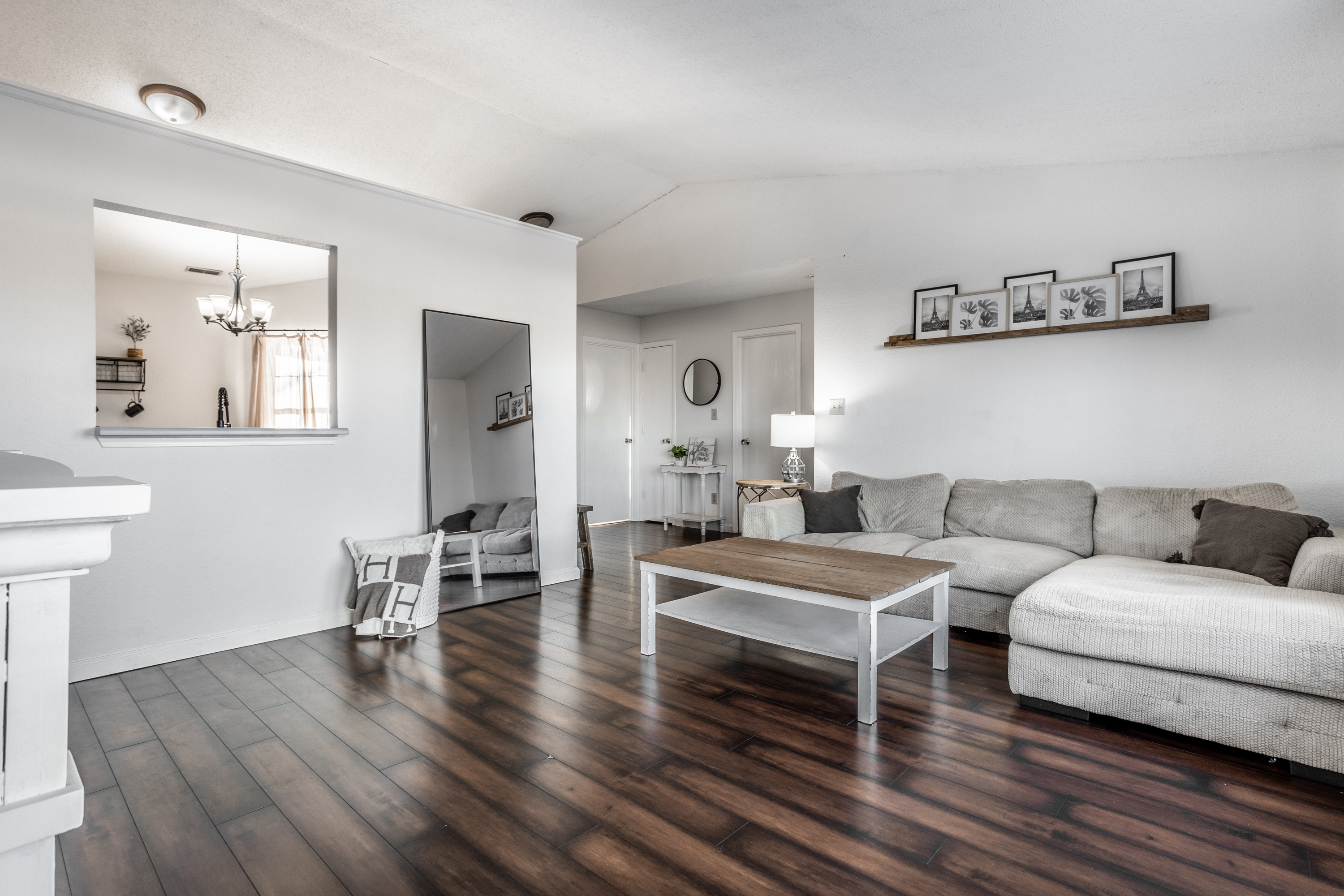 1454 Blue Grass Parkway