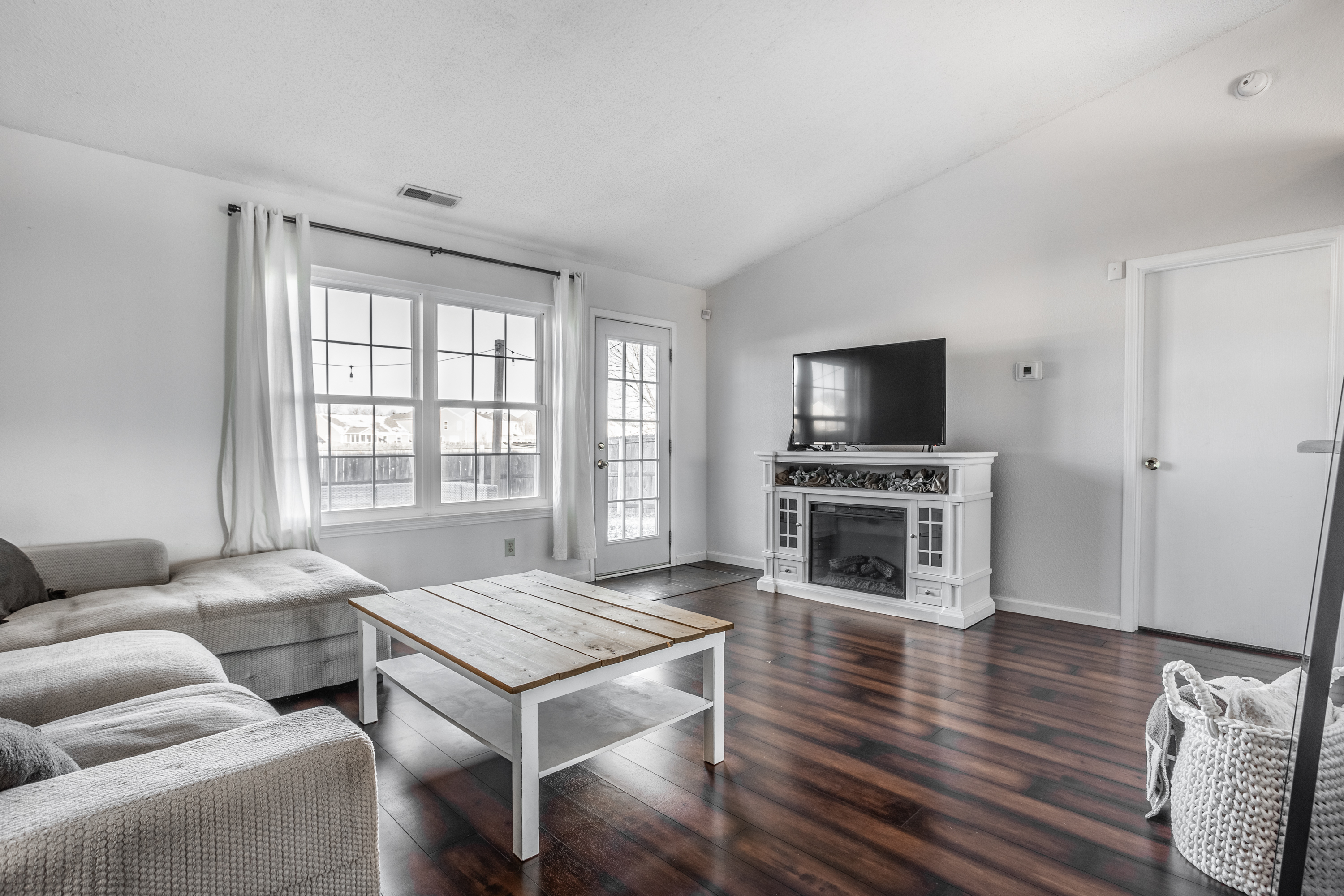 1454 Blue Grass Parkway