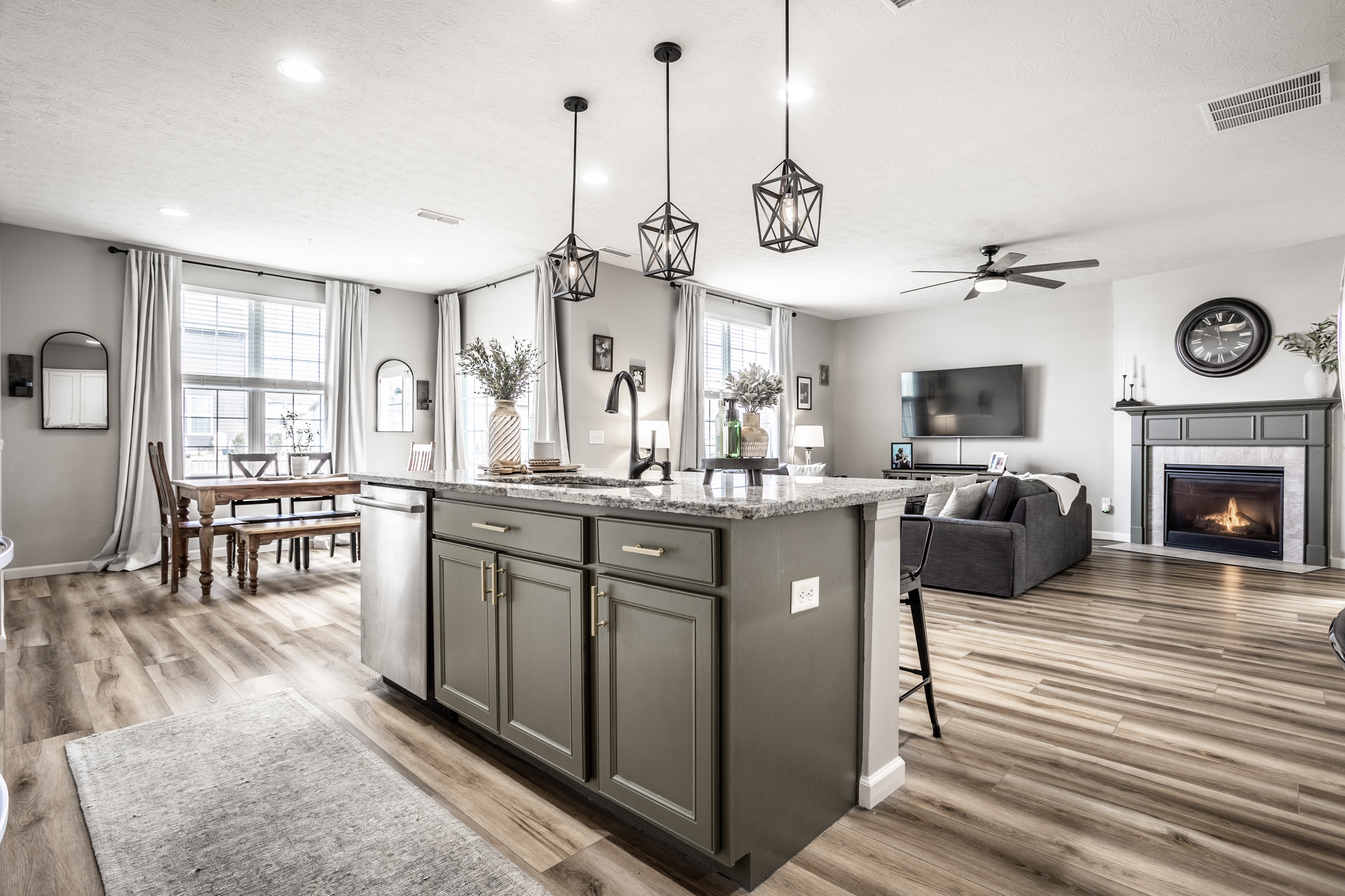4360 Limbaugh Way