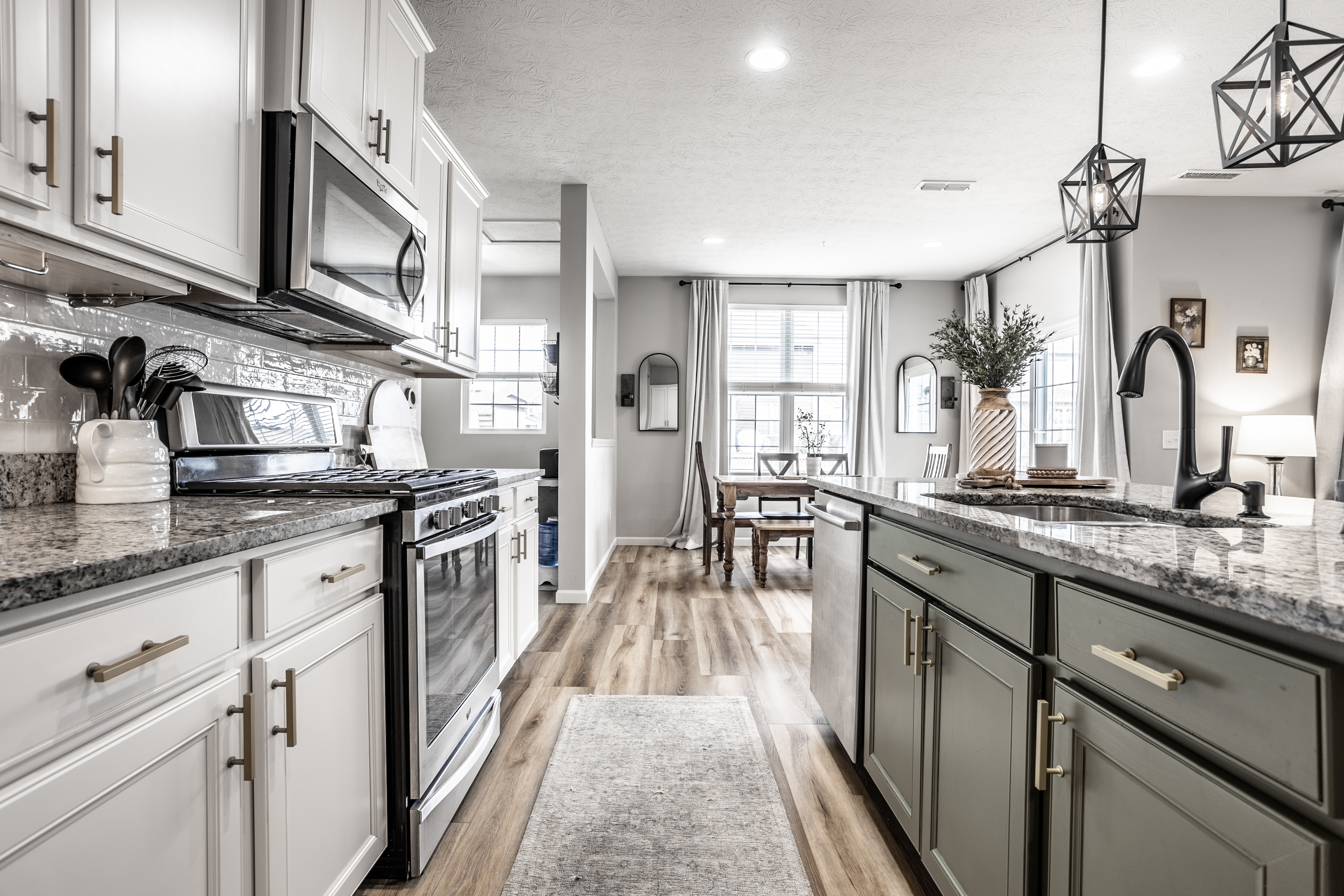 4360 Limbaugh Way