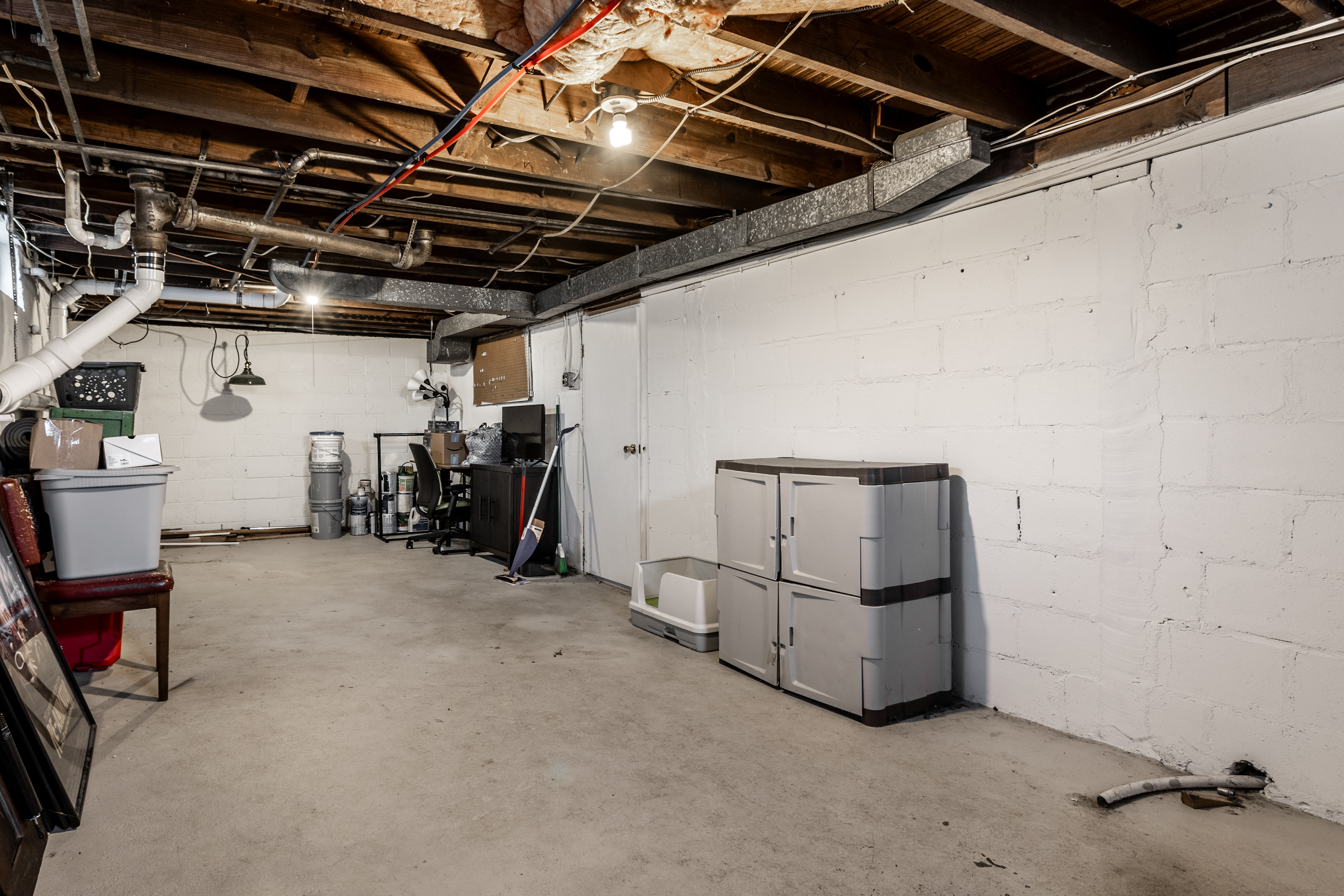 6170 Primrose Avenue