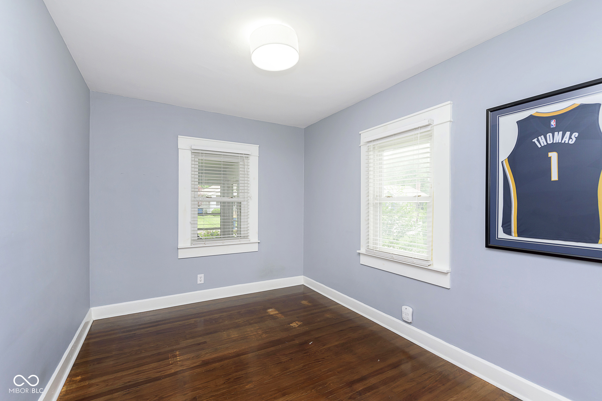 4707 Winthrop Avenue