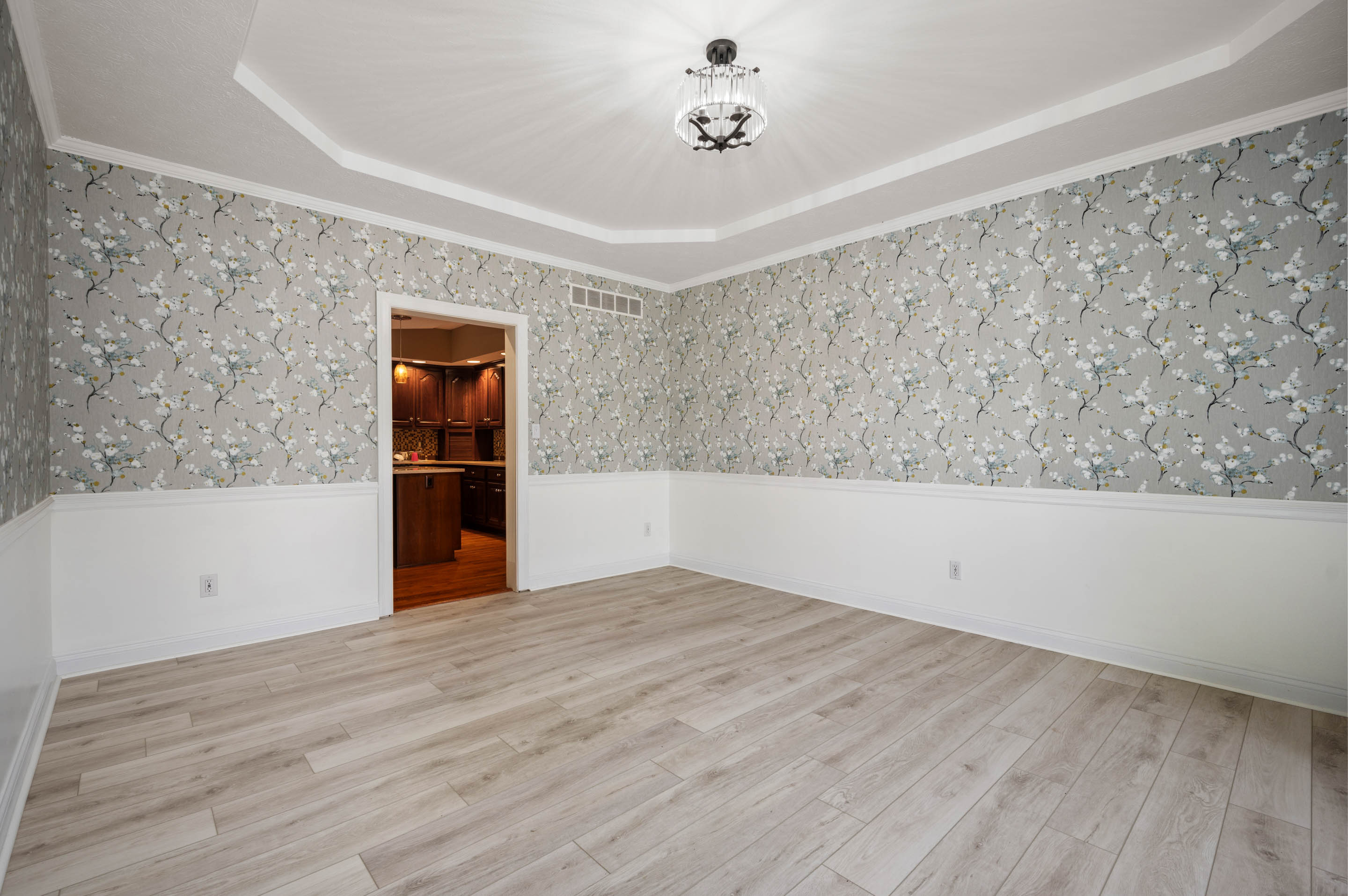 4911 Regency Place
