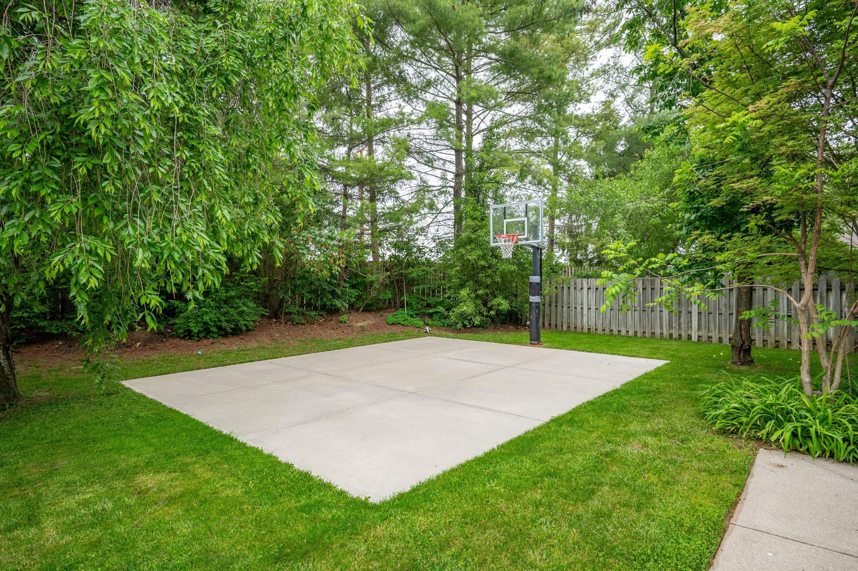 4911 Regency Place
