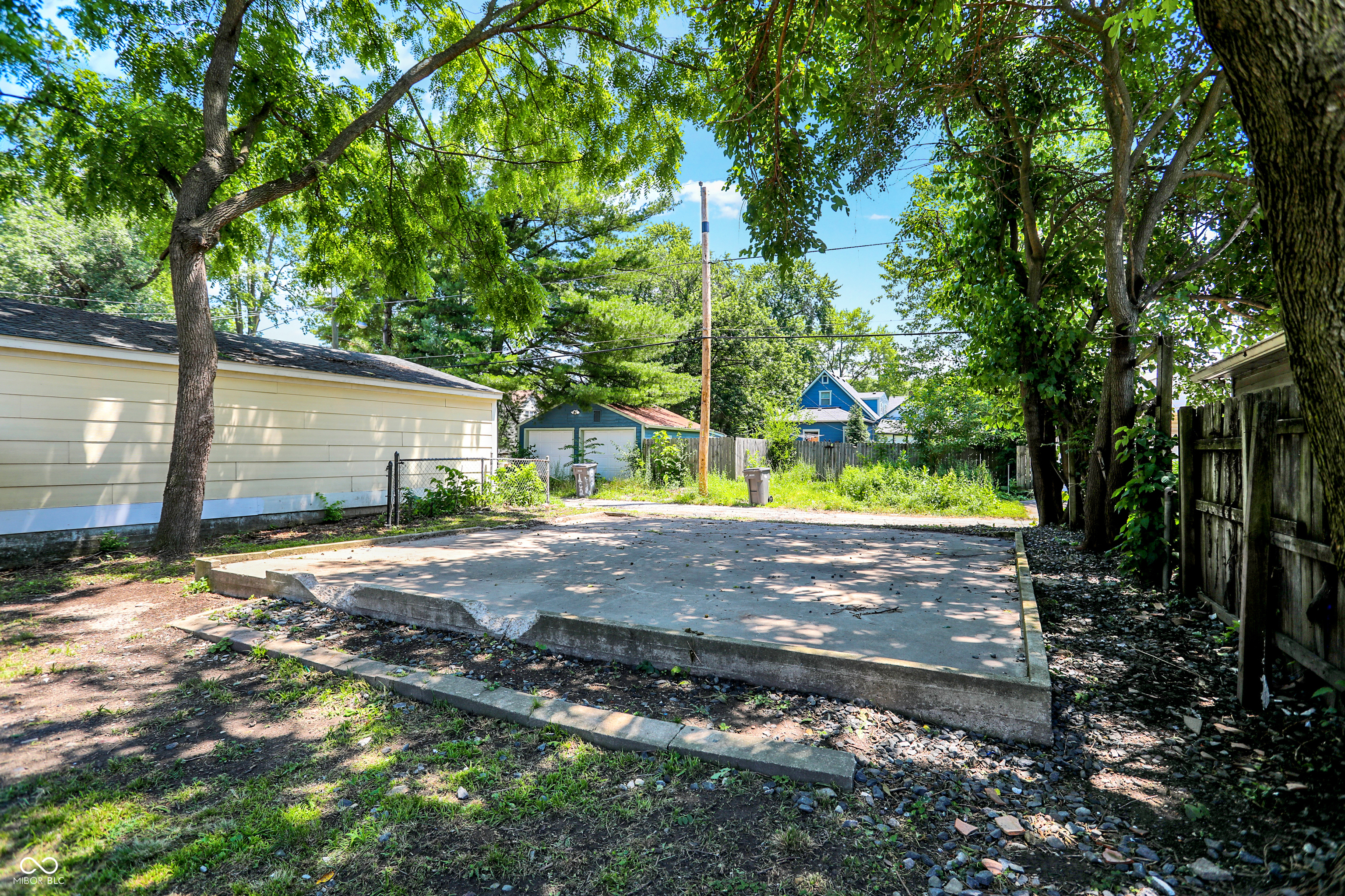 1205 Olive Street