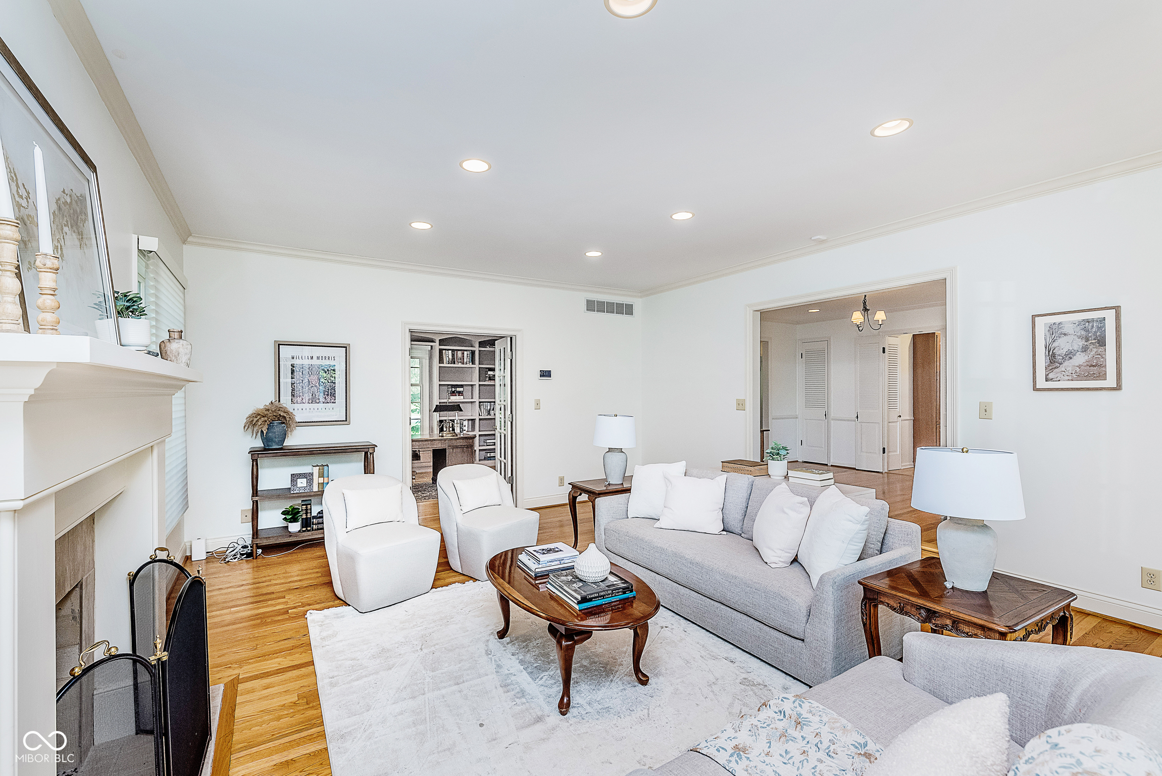 535 W 77th Street N