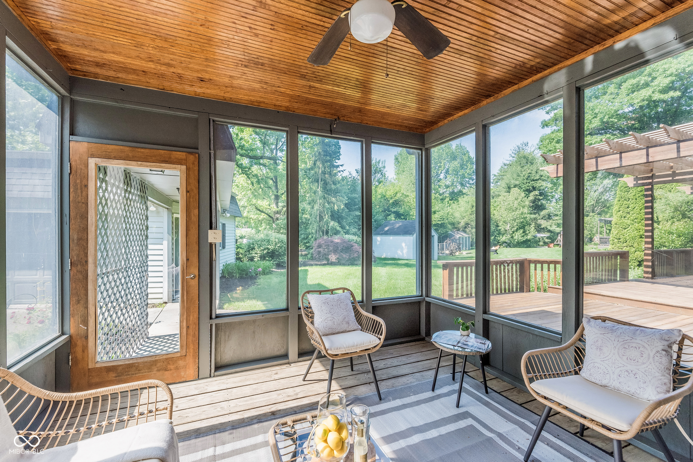 535 W 77th Street N