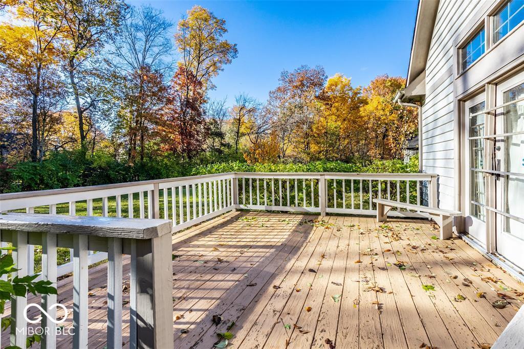 10249 Leeward Boulevard