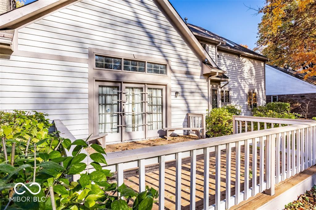 10249 Leeward Boulevard