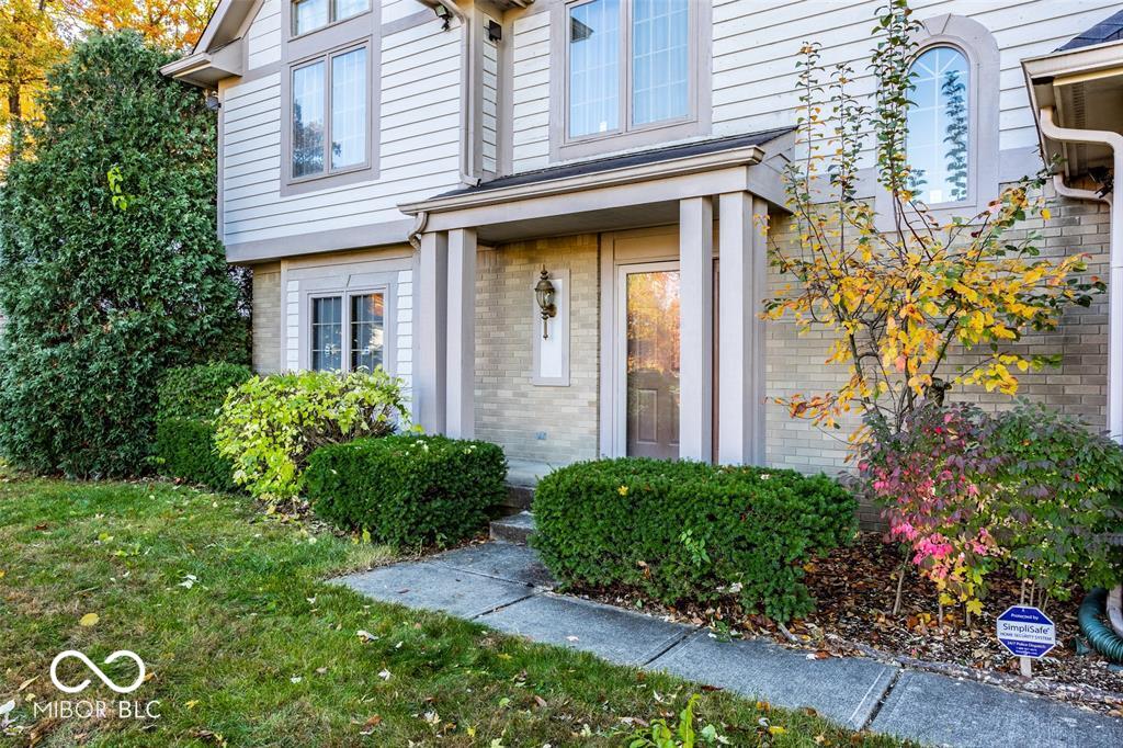 10249 Leeward Boulevard