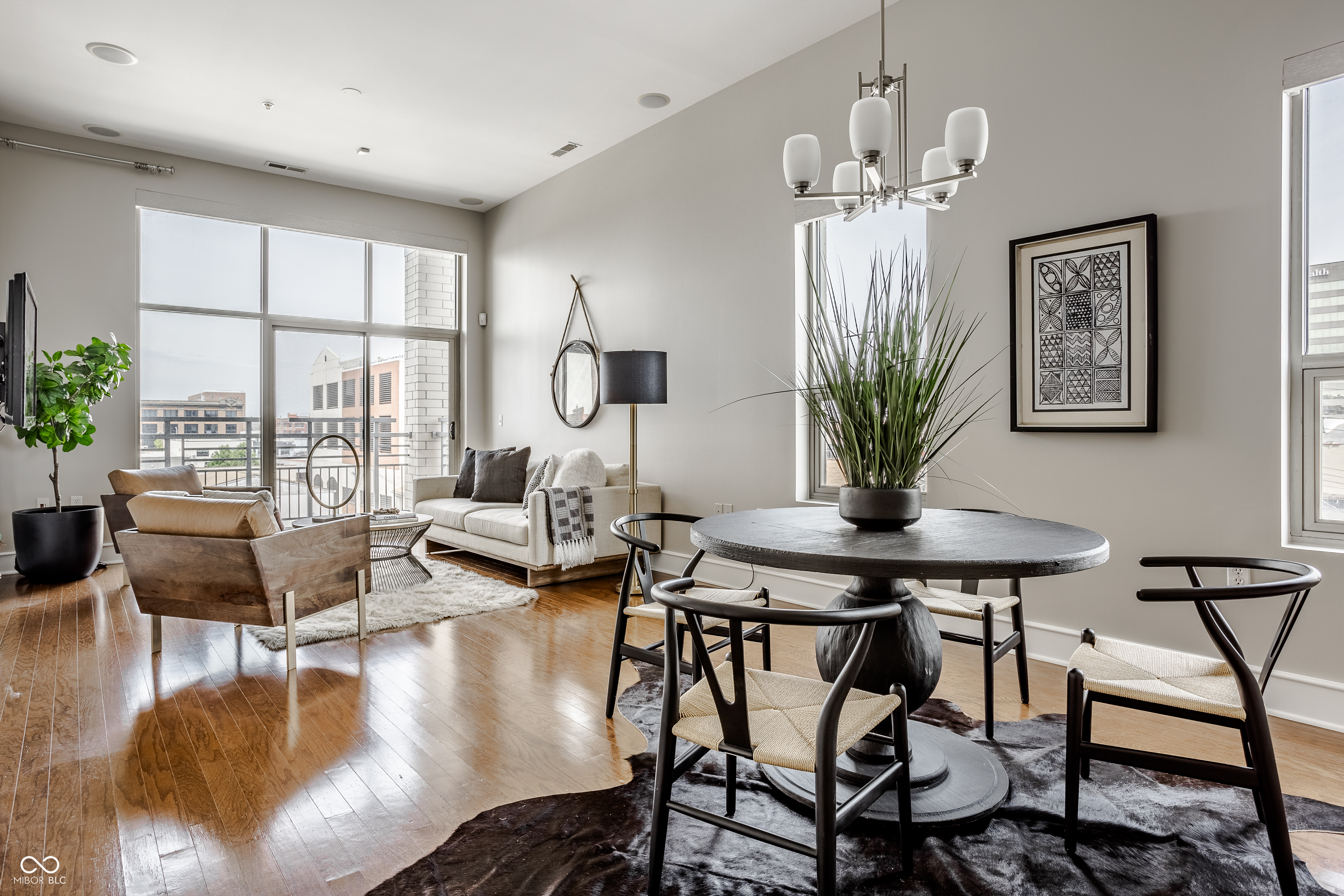 802 N Meridian Street N Unit: 307