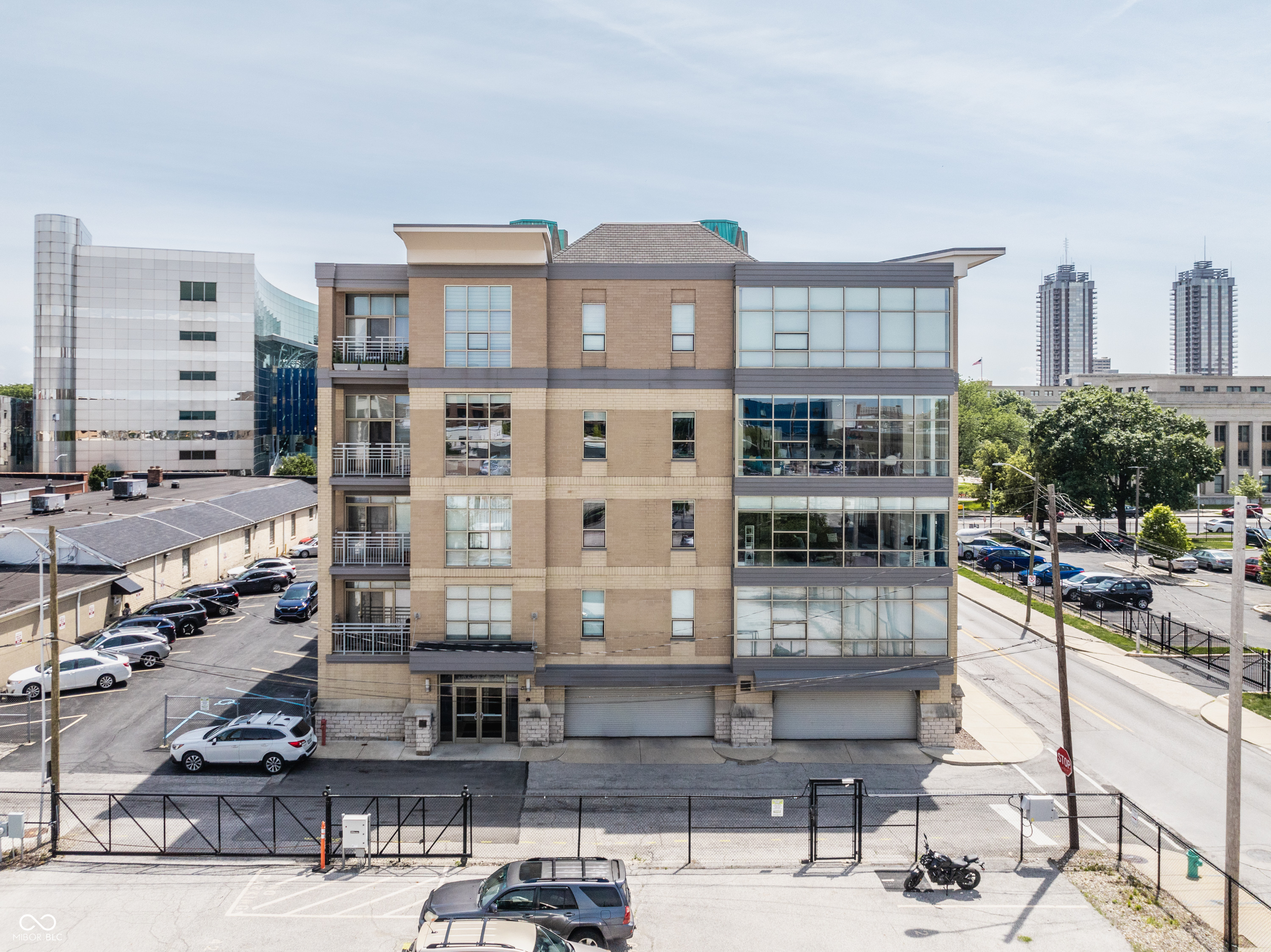 802 N Meridian Street N Unit: 307