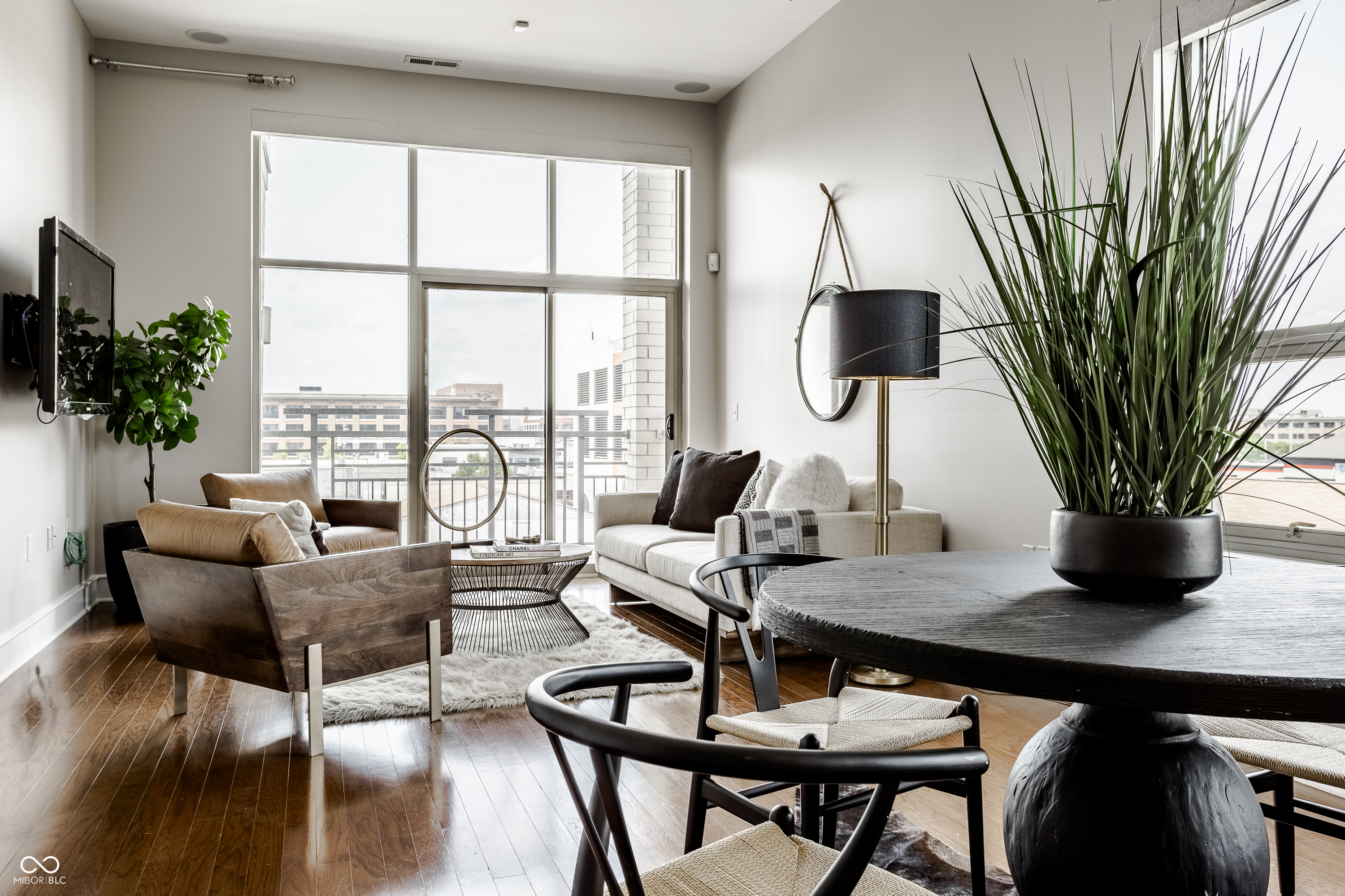 802 N Meridian Street N Unit: 307