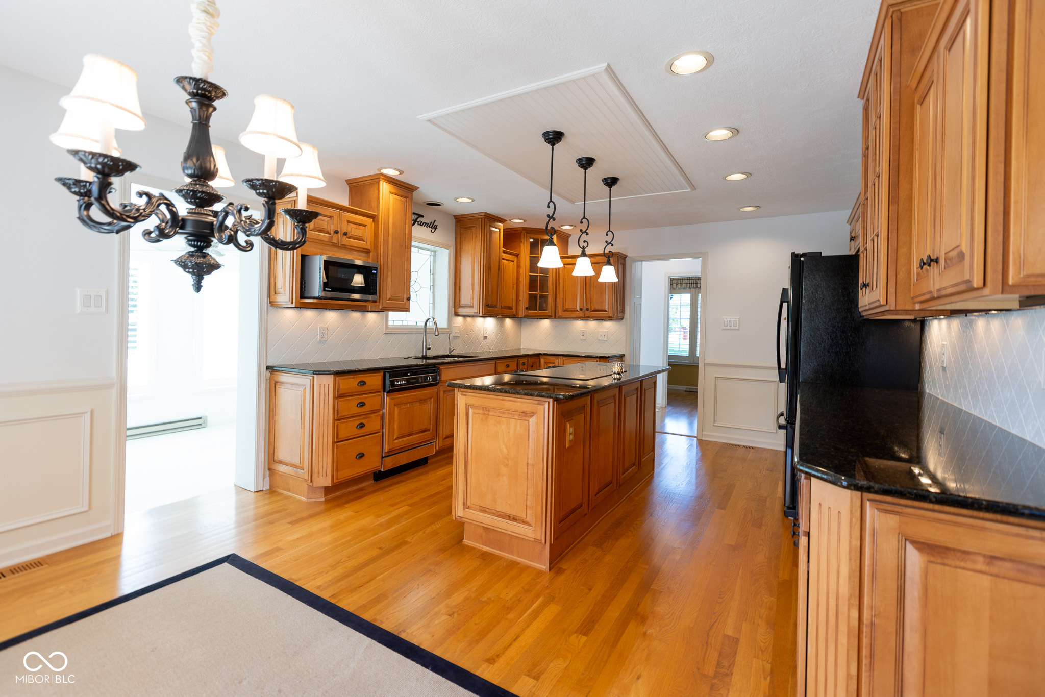4768 Cole Porter Lane