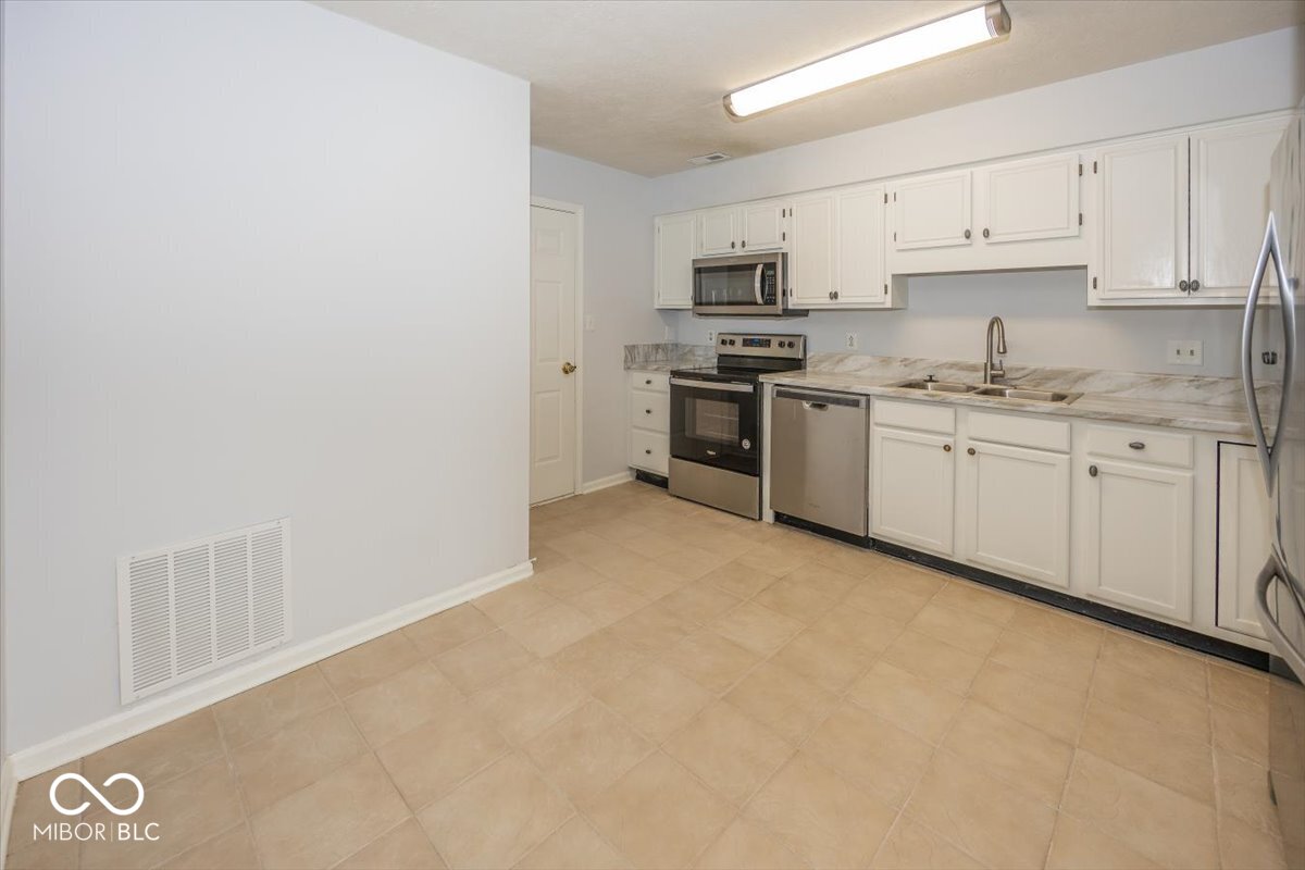 7037 Sea Oats Lane
