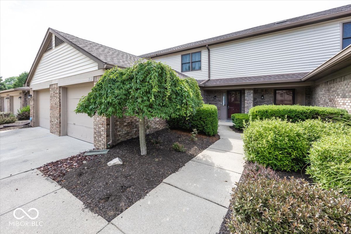 7037 Sea Oats Lane