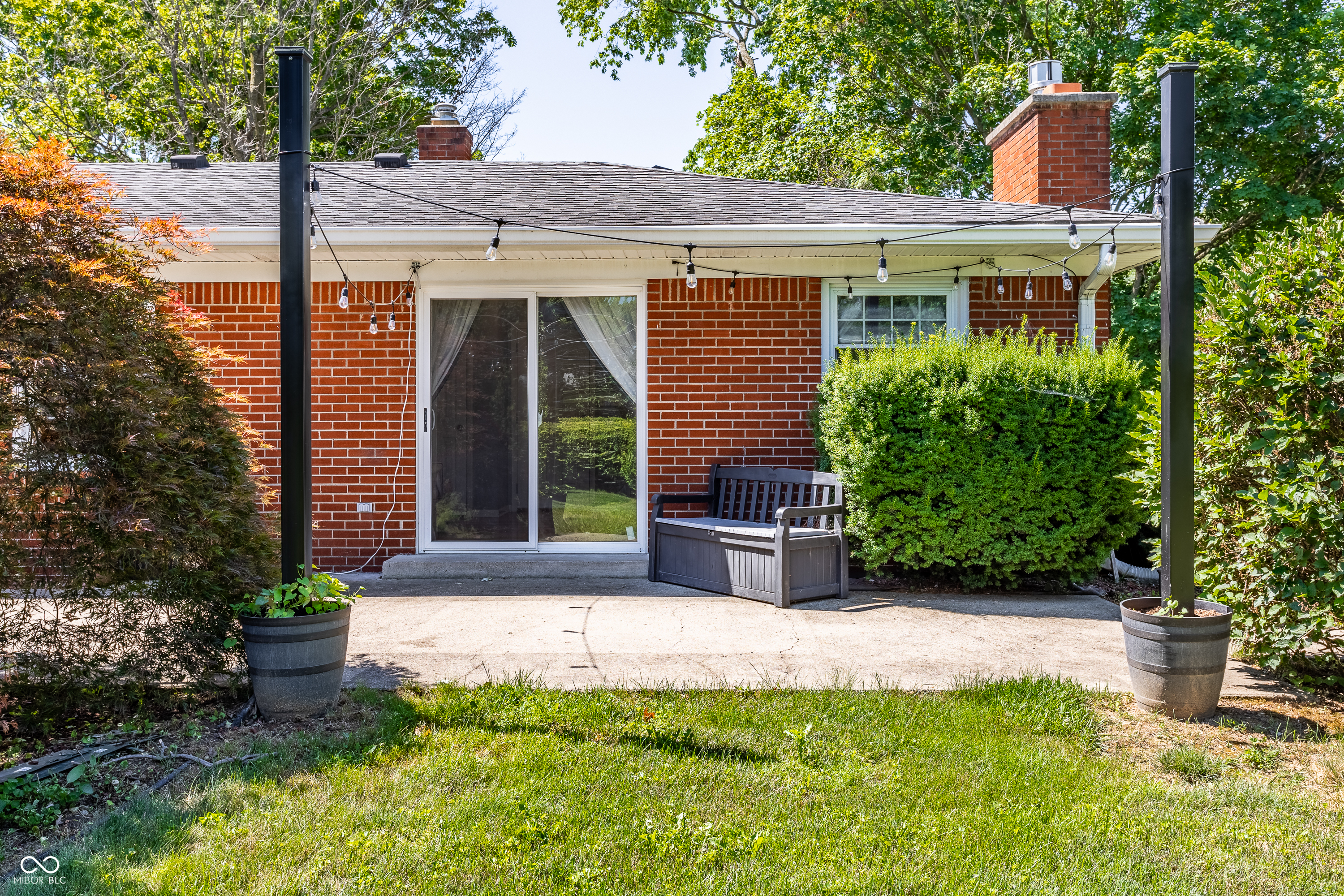 3022 E 71st Street