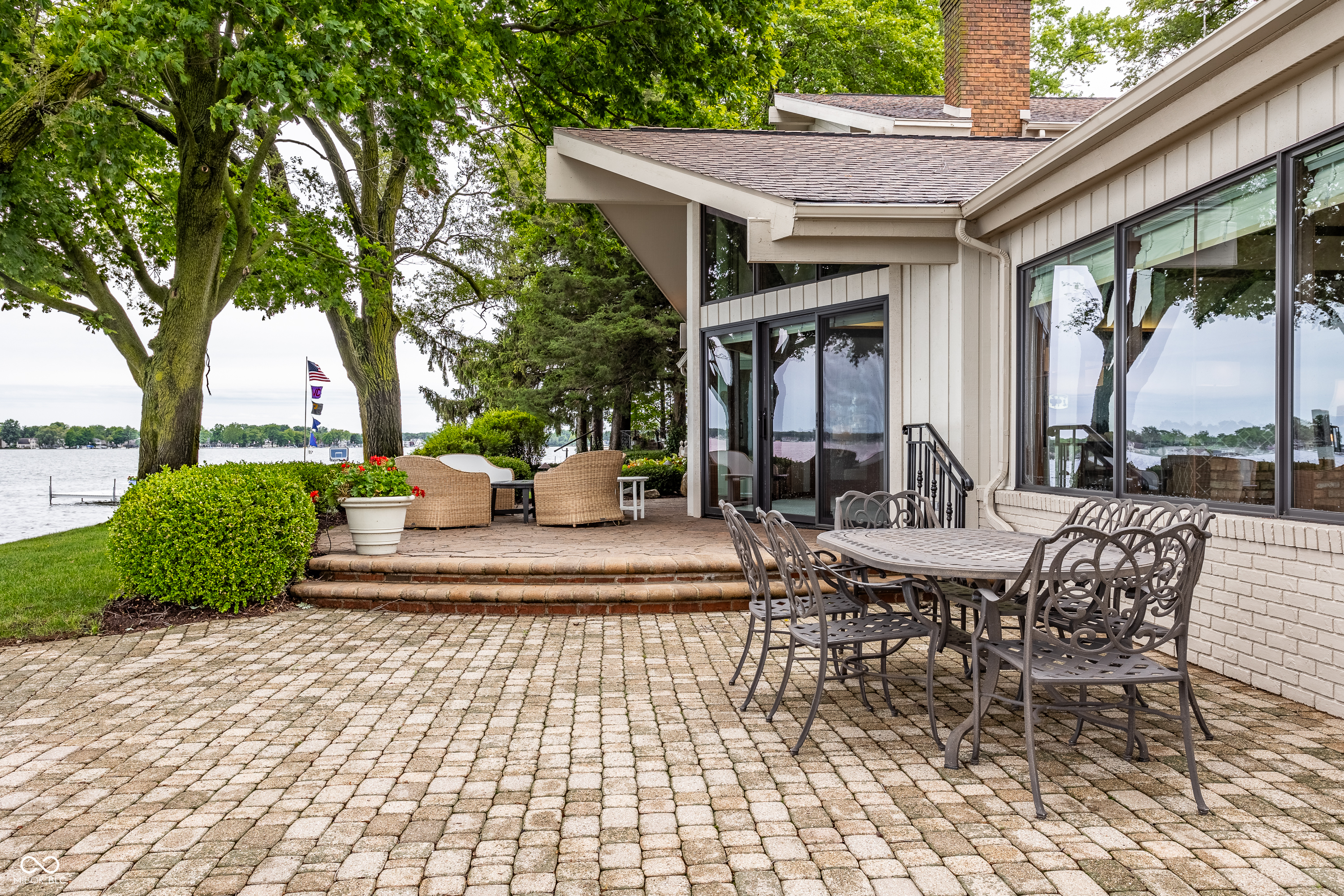 11235 N Cedar Point Low Road