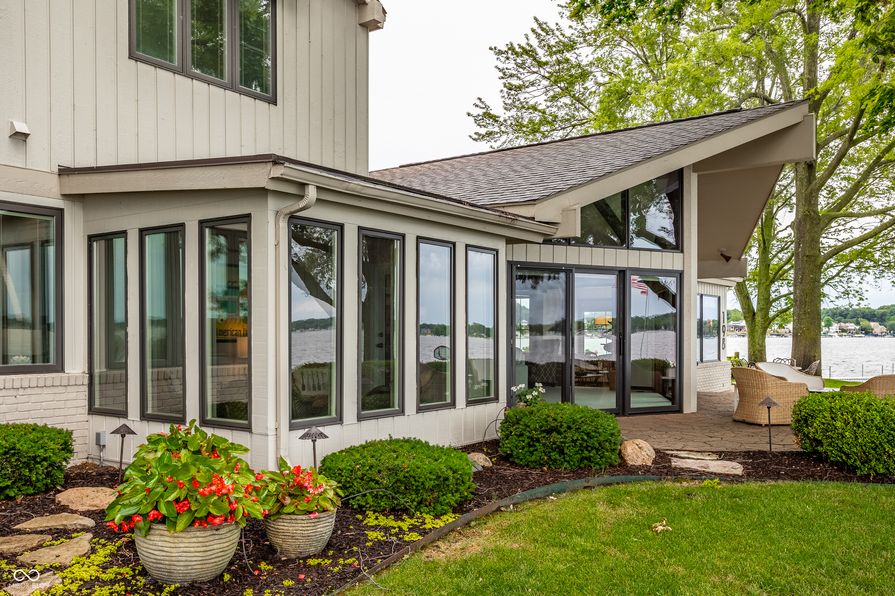 11235 N Cedar Point Low Road