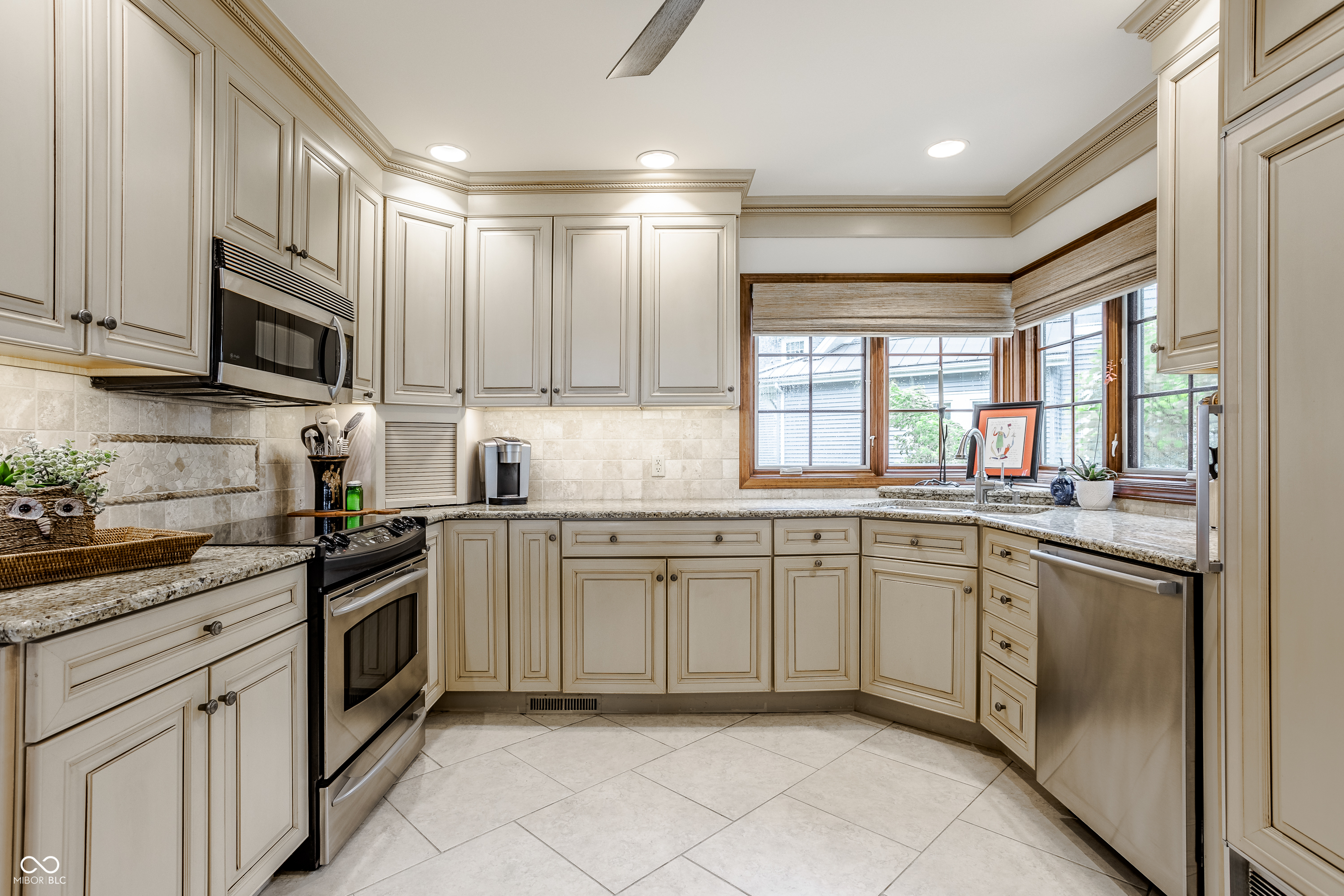 11235 N Cedar Point Low Road