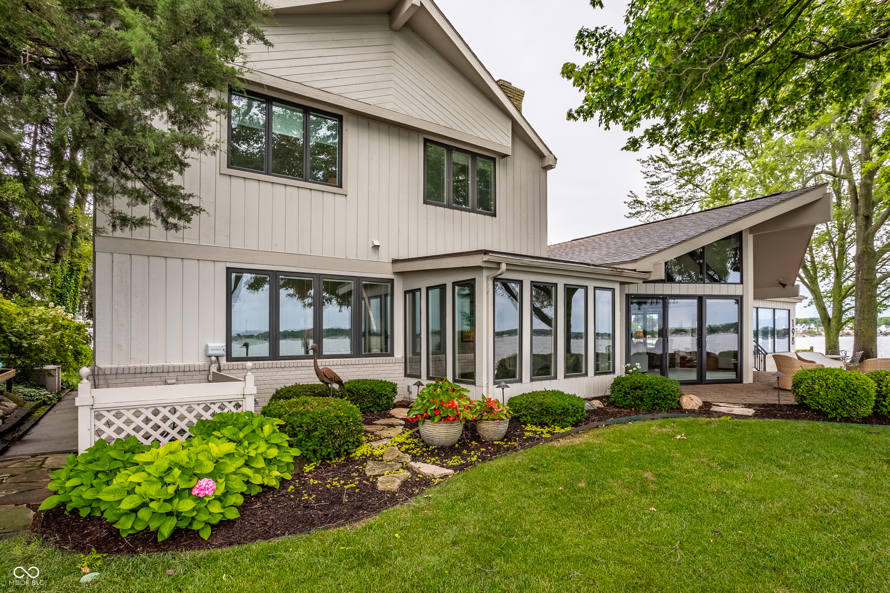 11235 N Cedar Point Low Road