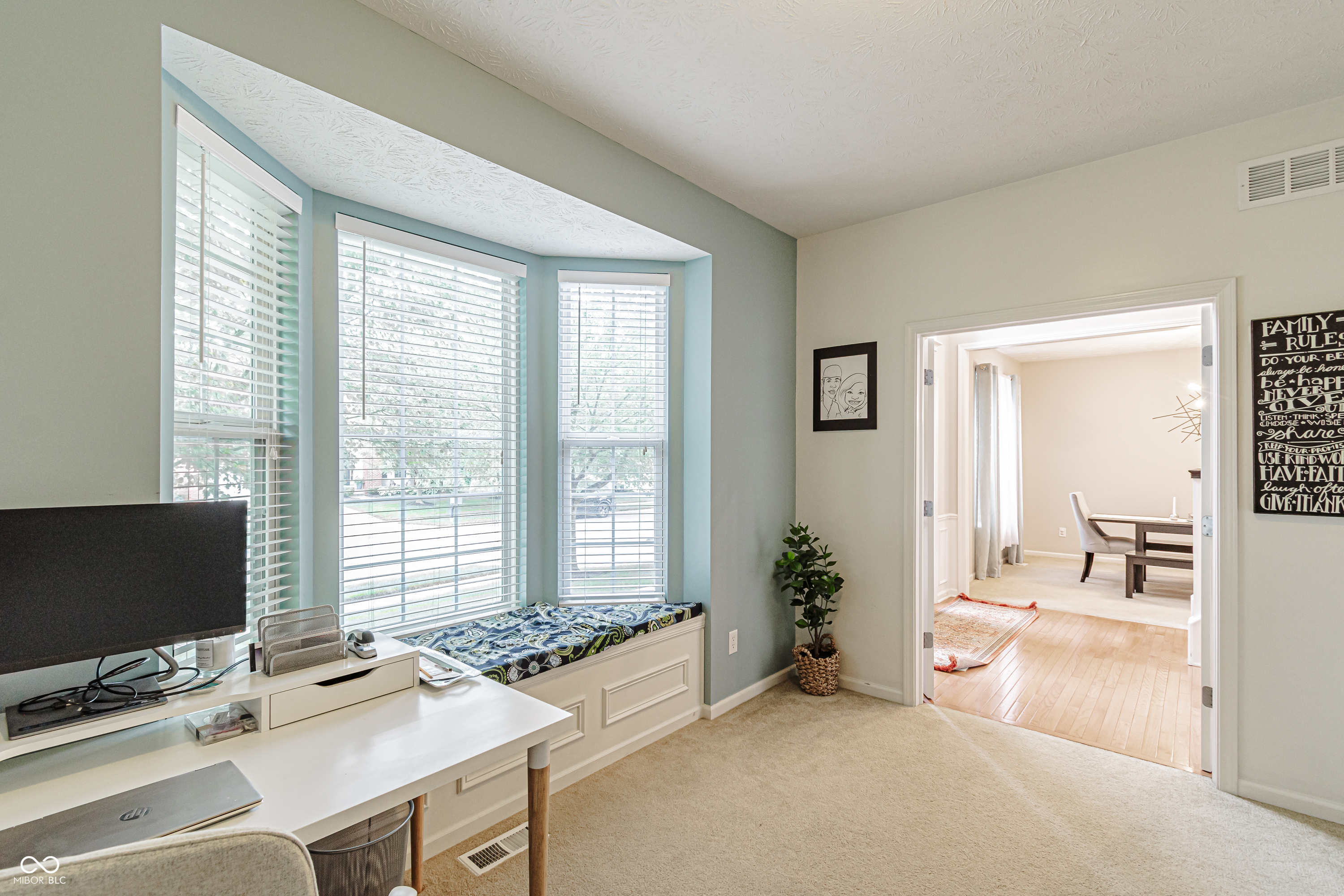 5902 Catlin Lane