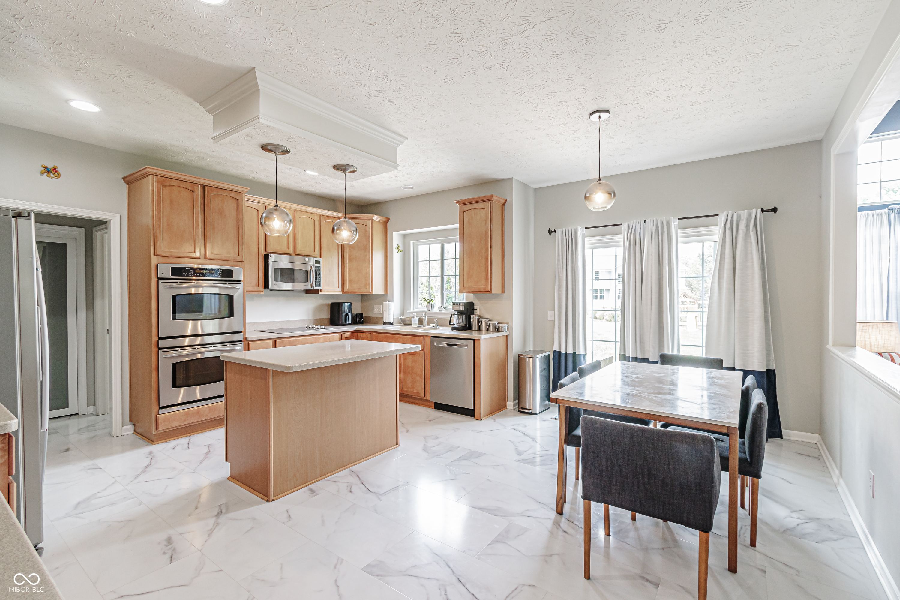 5902 Catlin Lane