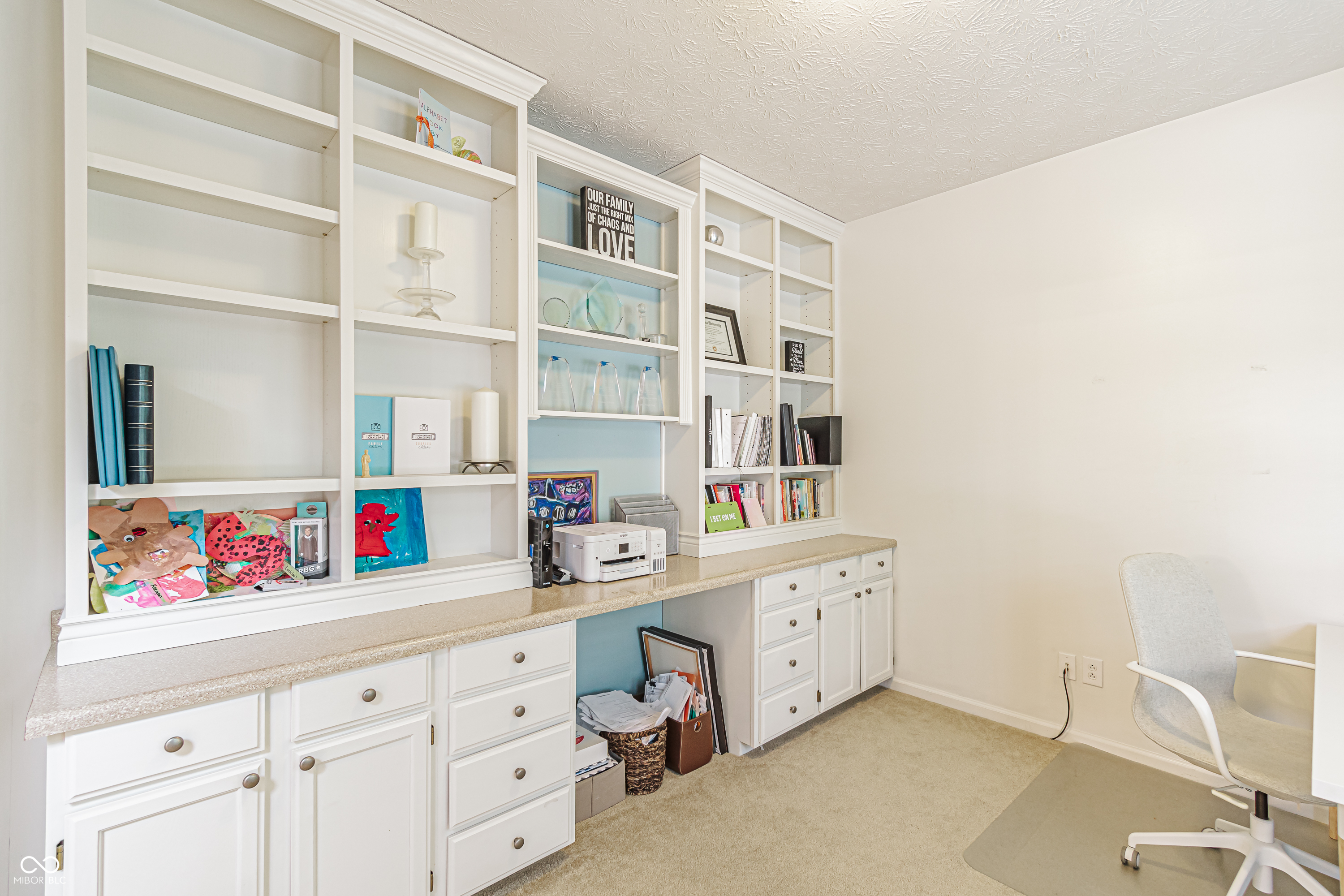 5902 Catlin Lane