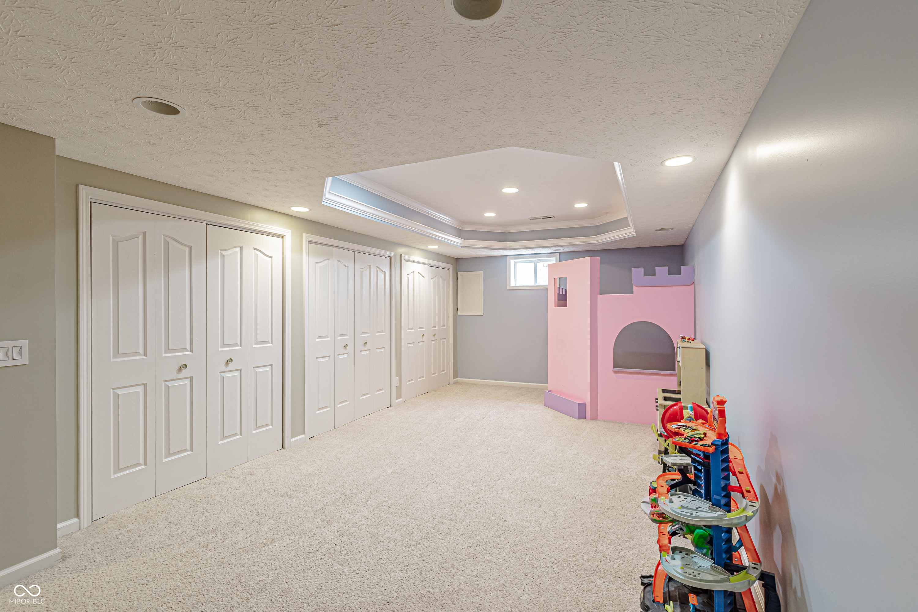 5902 Catlin Lane