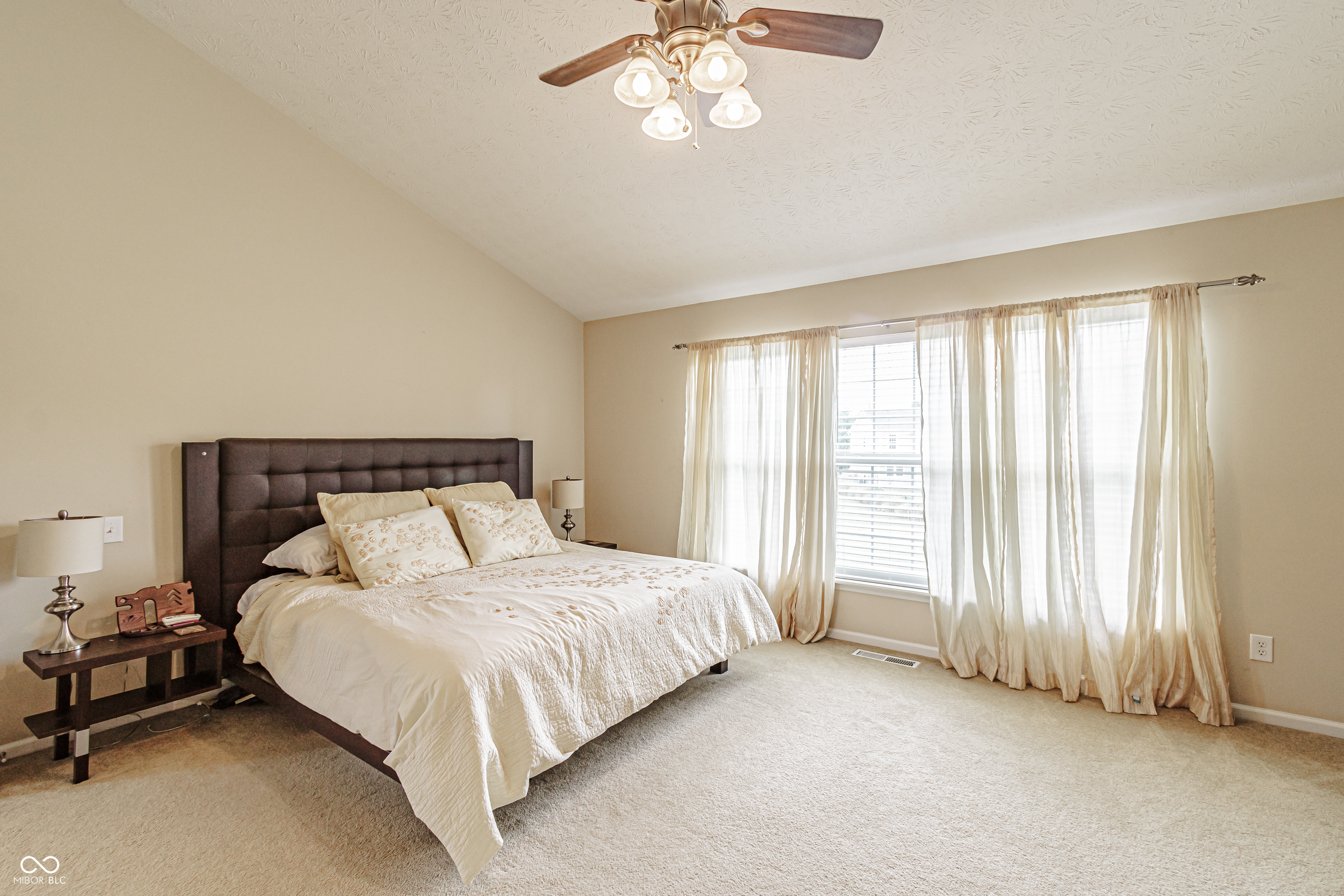 5902 Catlin Lane