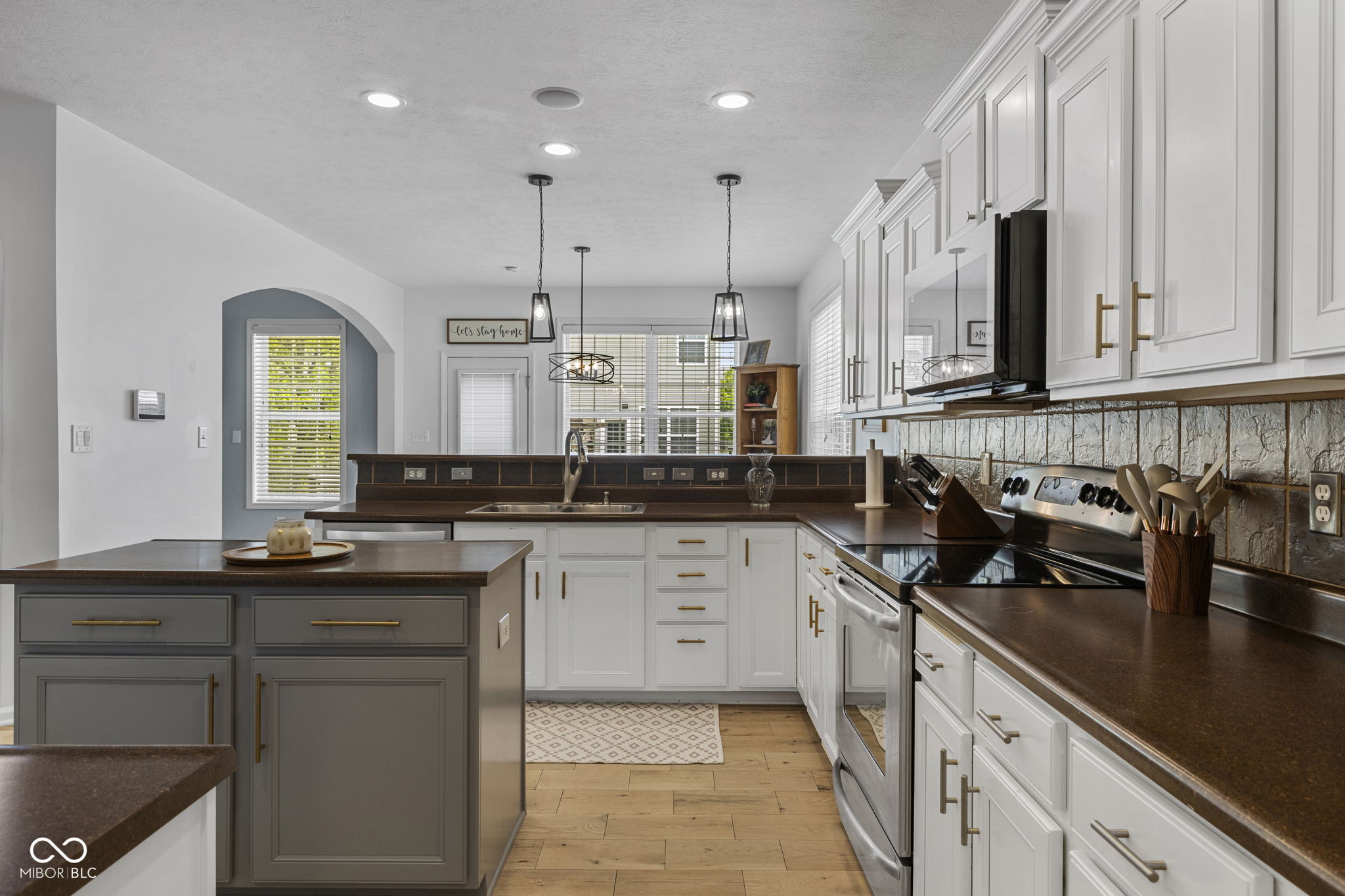12295 Wolverton Way