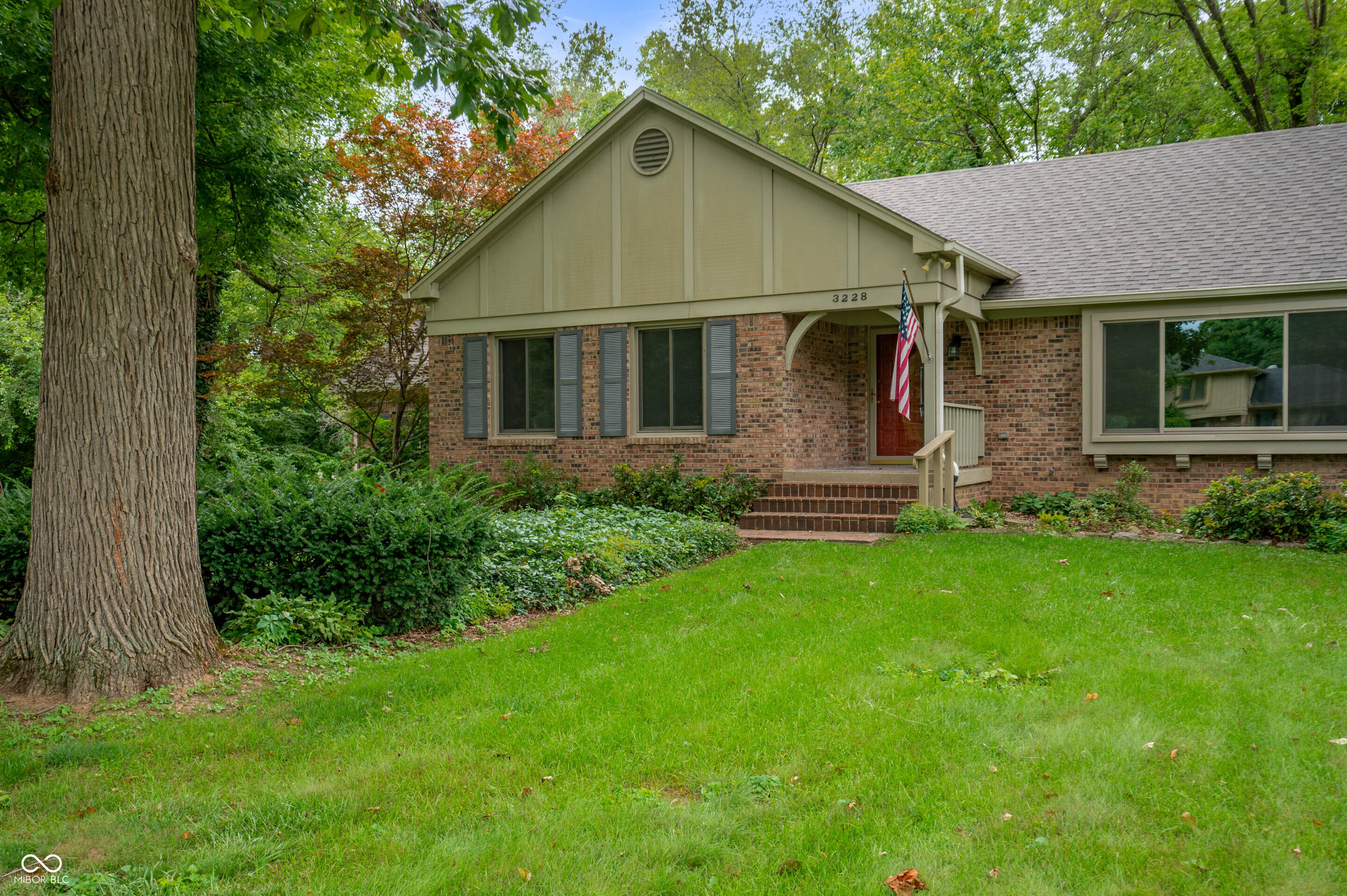 3228 E 69th Street