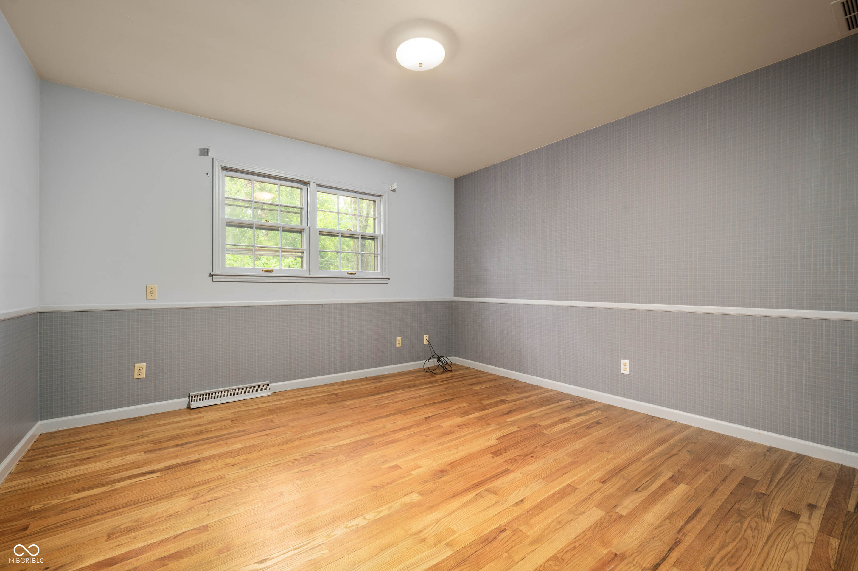 3228 E 69th Street