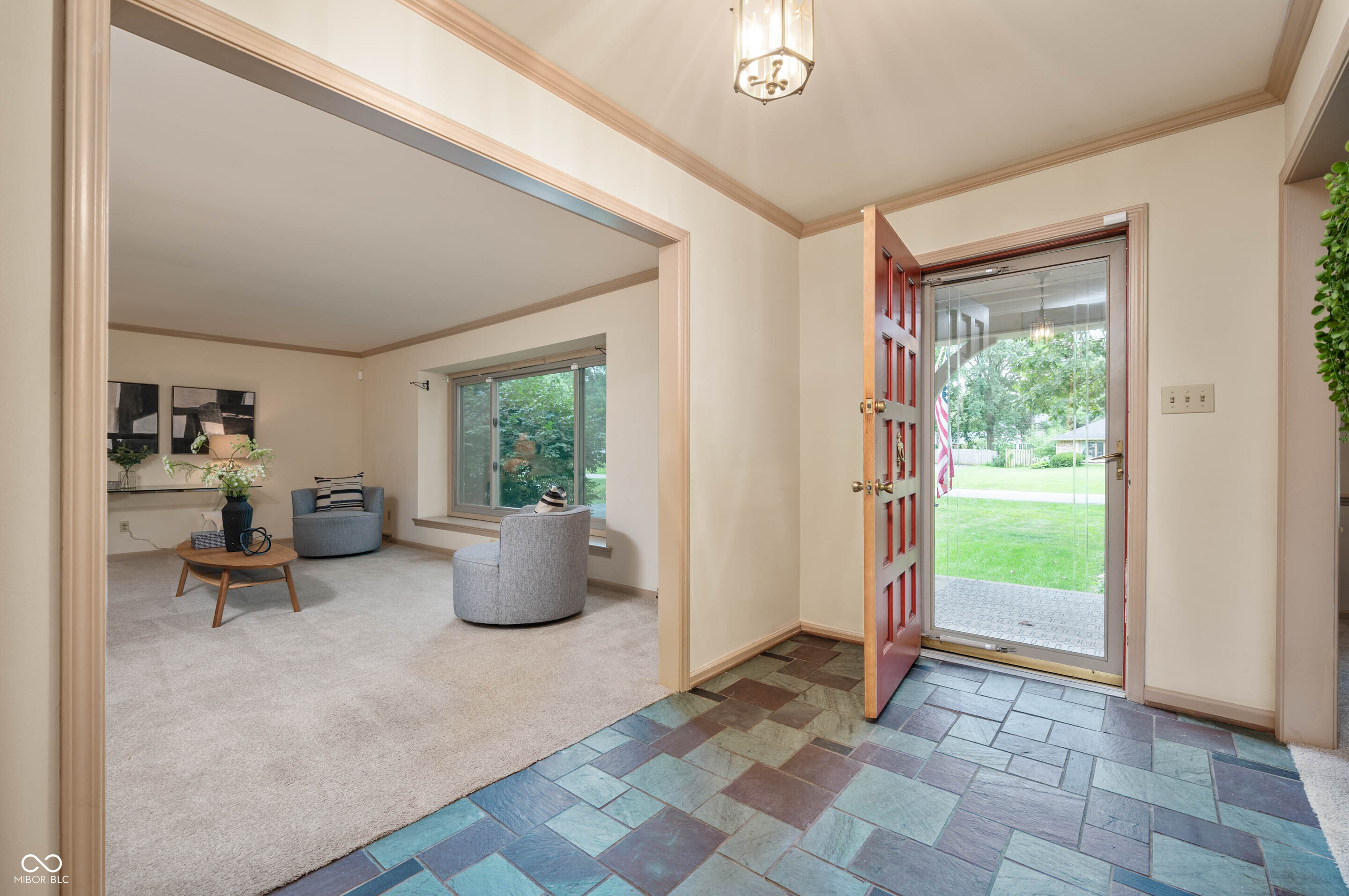 3228 E 69th Street
