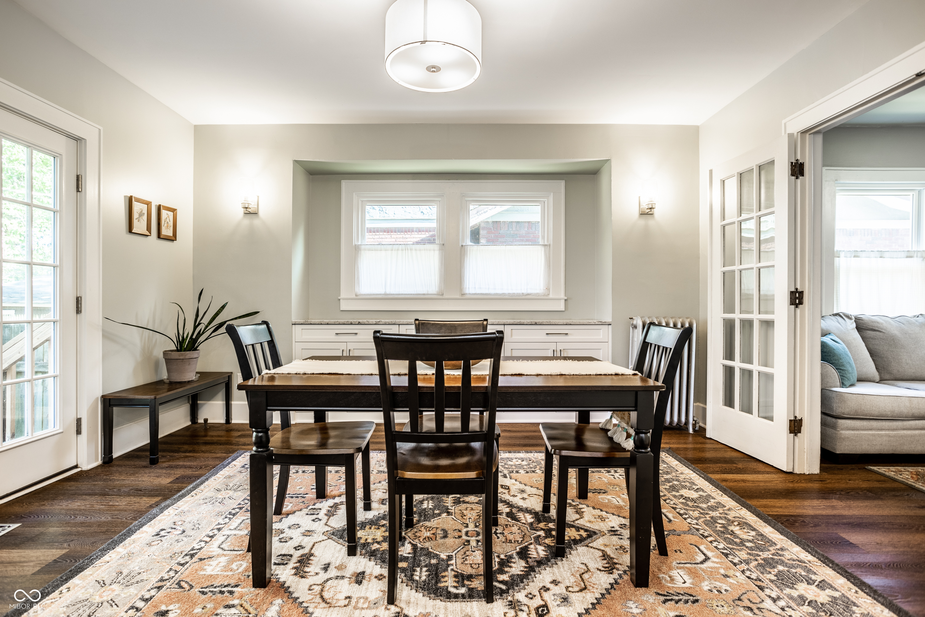 4016 N Illinois Street