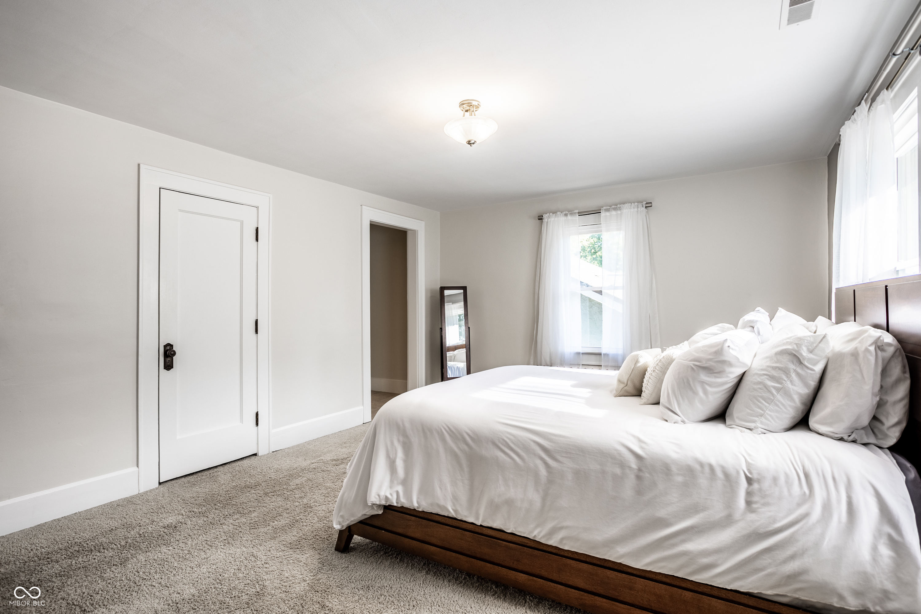 4016 N Illinois Street