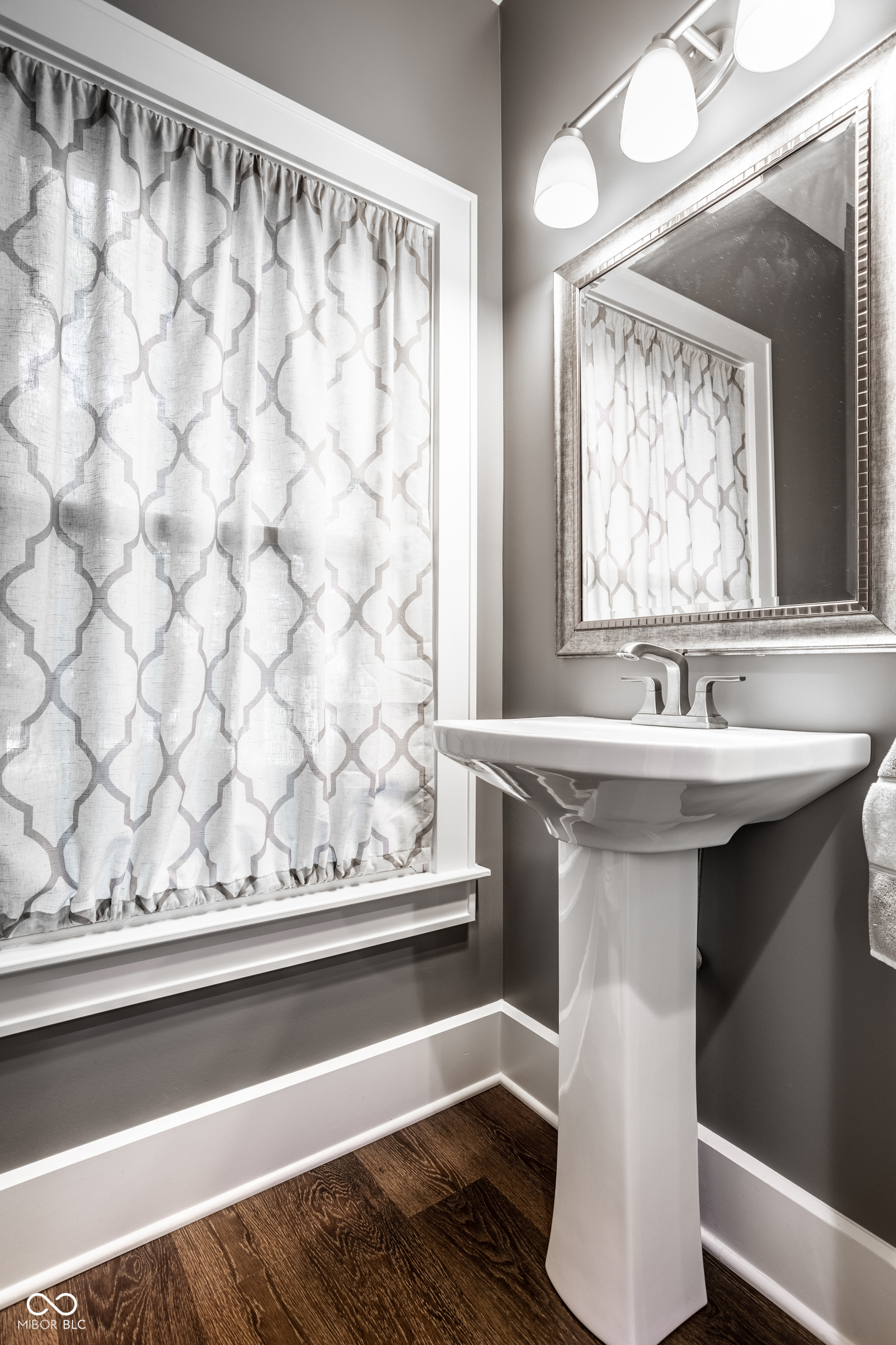 4016 N Illinois Street