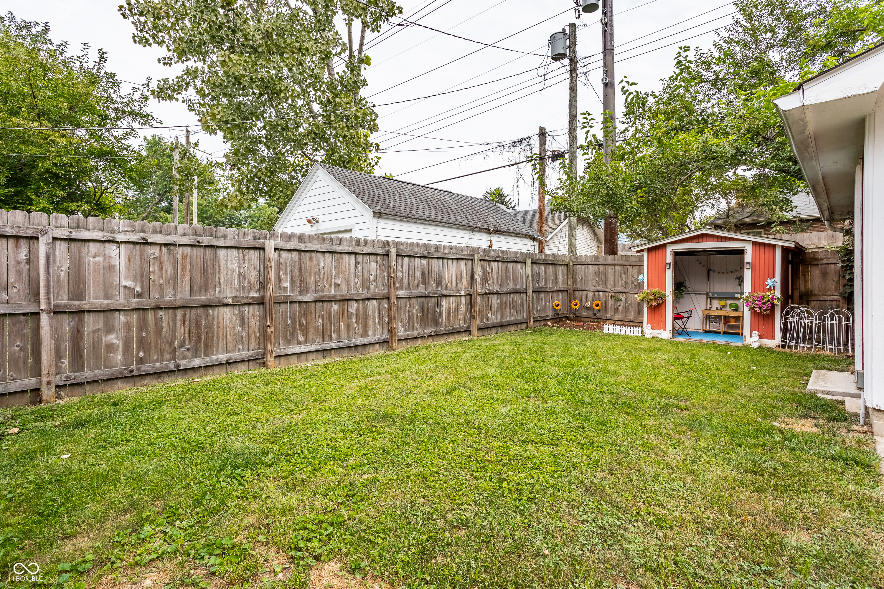 222 W 44th Street