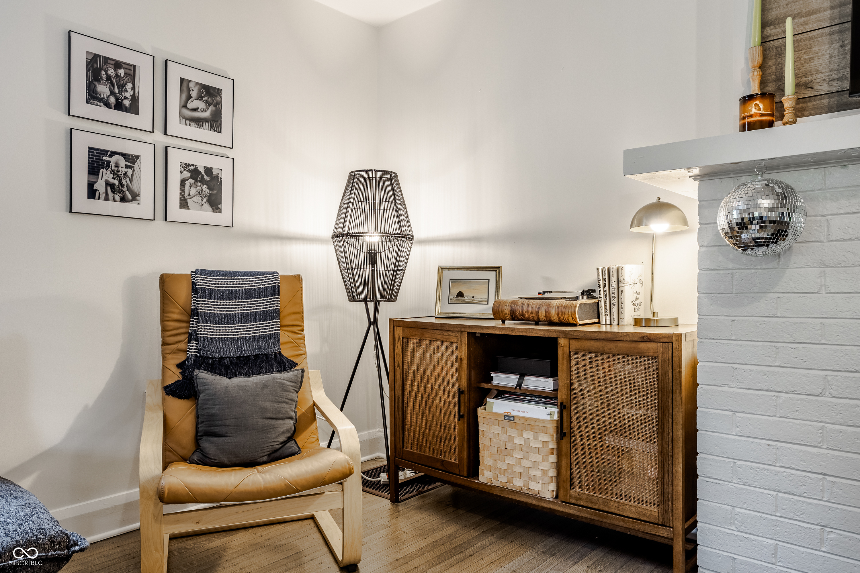 222 W 44th Street