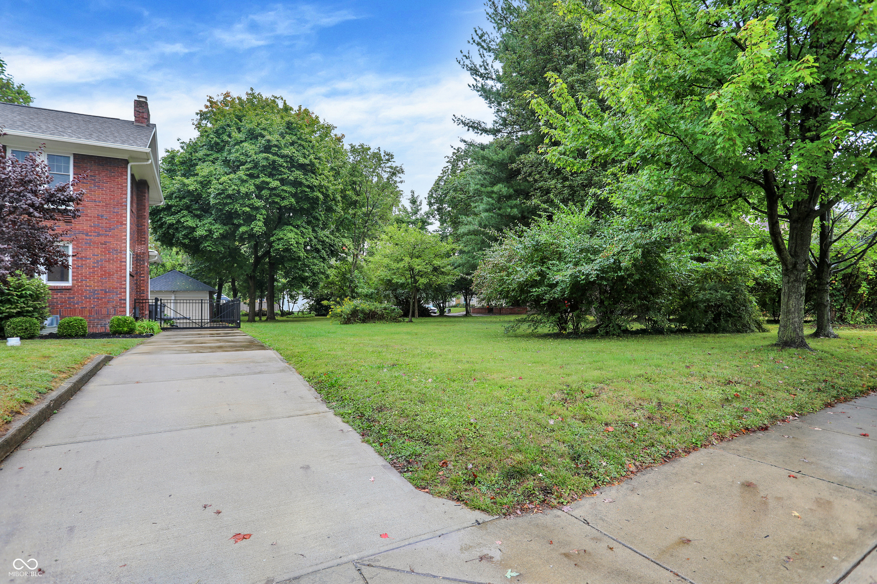 3643 Central Avenue