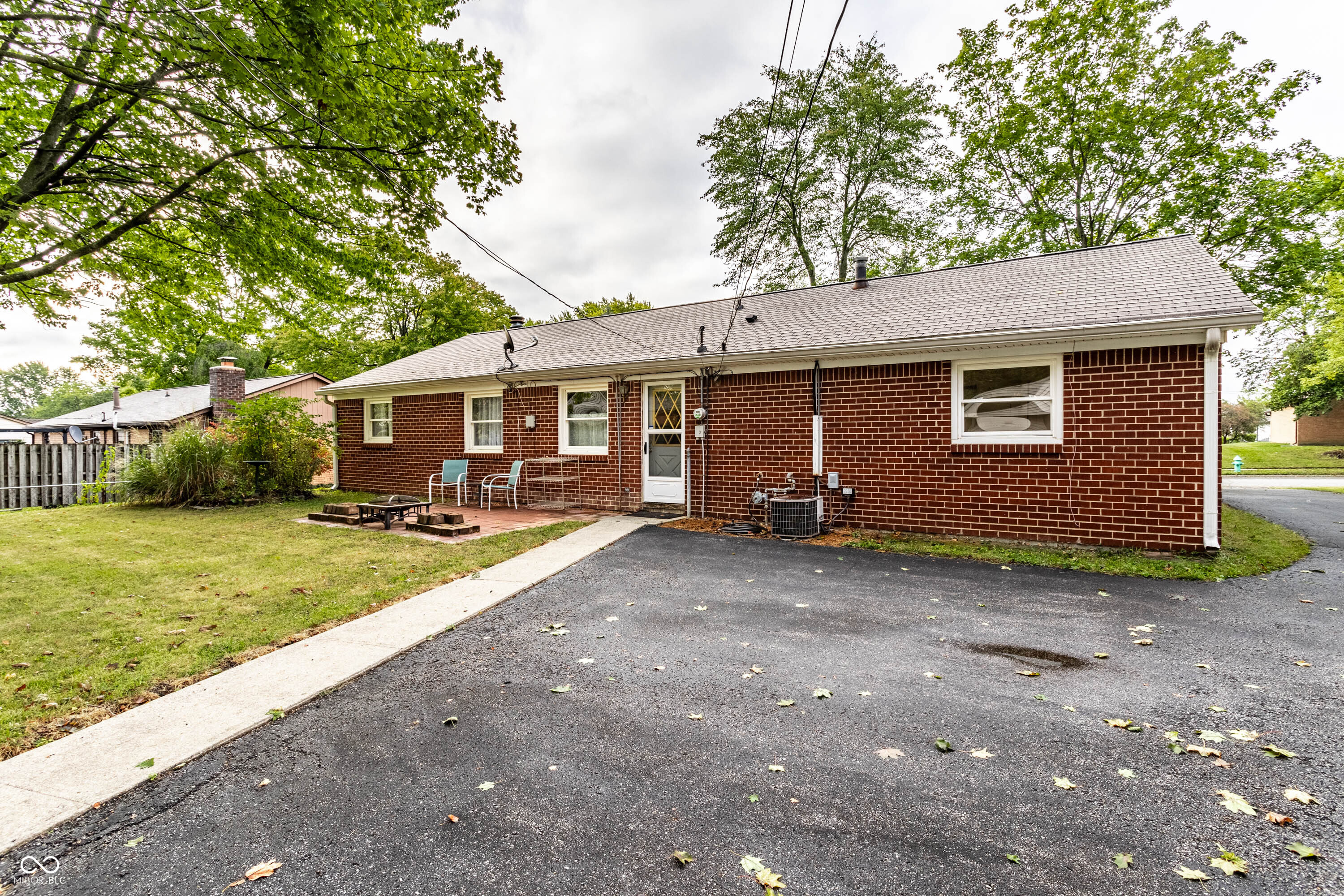 10236 Lawnhaven Drive