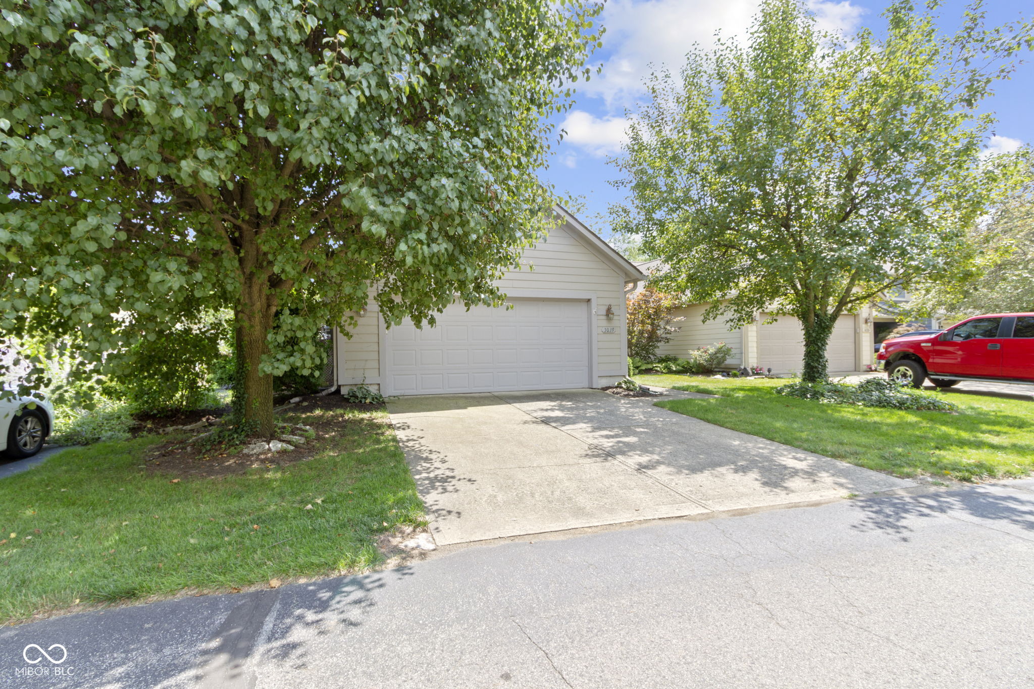 3039 River Bay Drive N