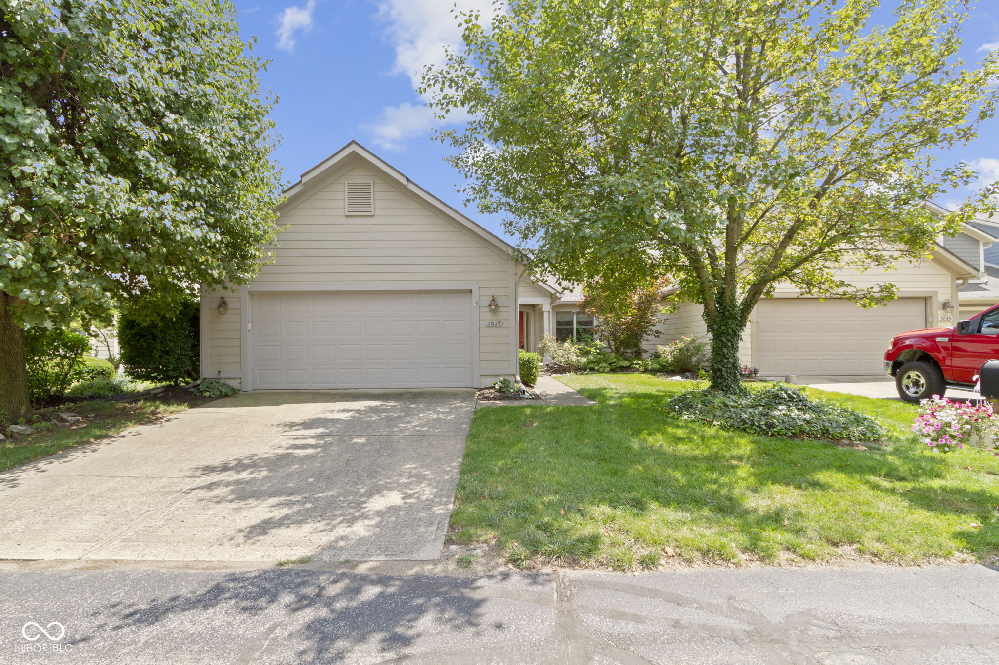3039 River Bay Drive N