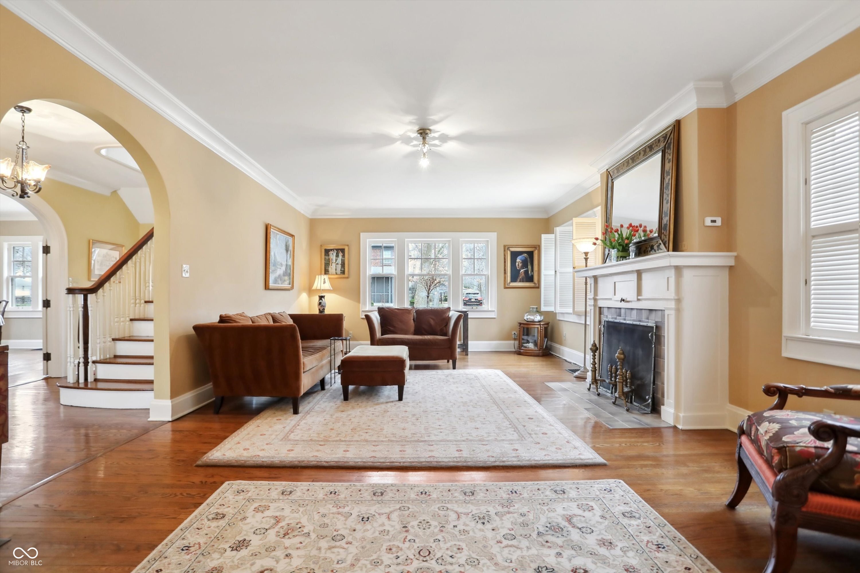 43 W Hampton Drive