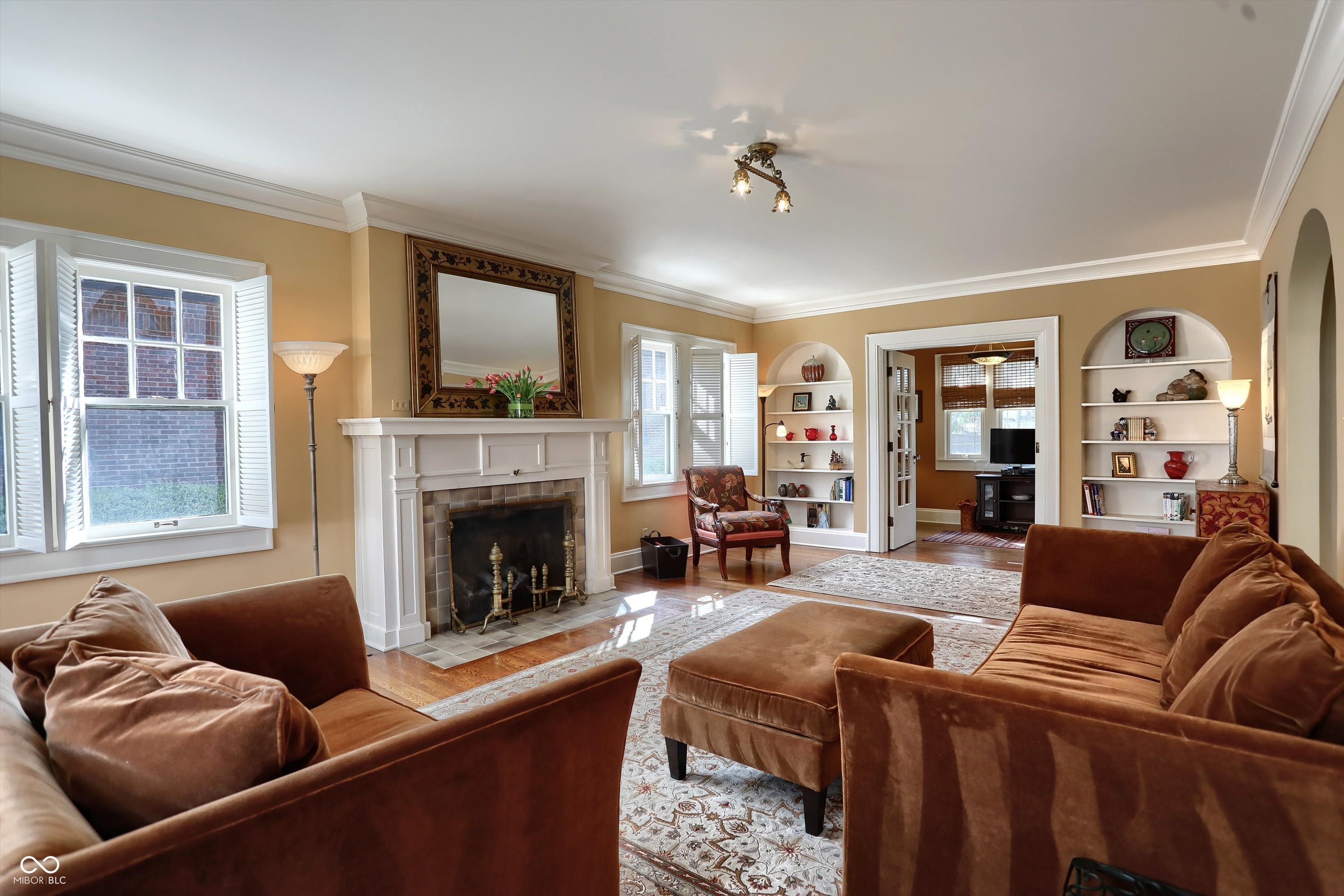 43 W Hampton Drive