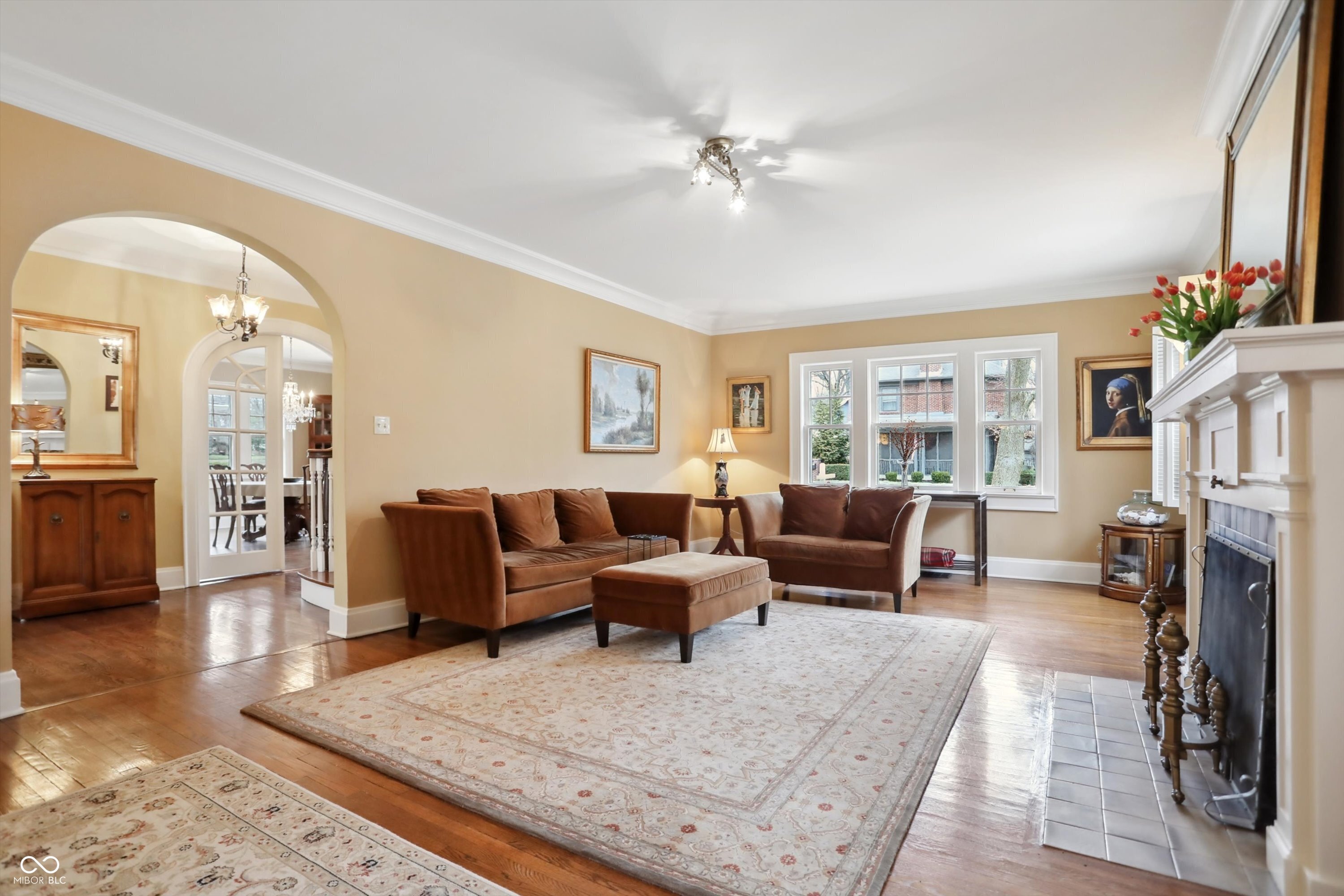 43 W Hampton Drive
