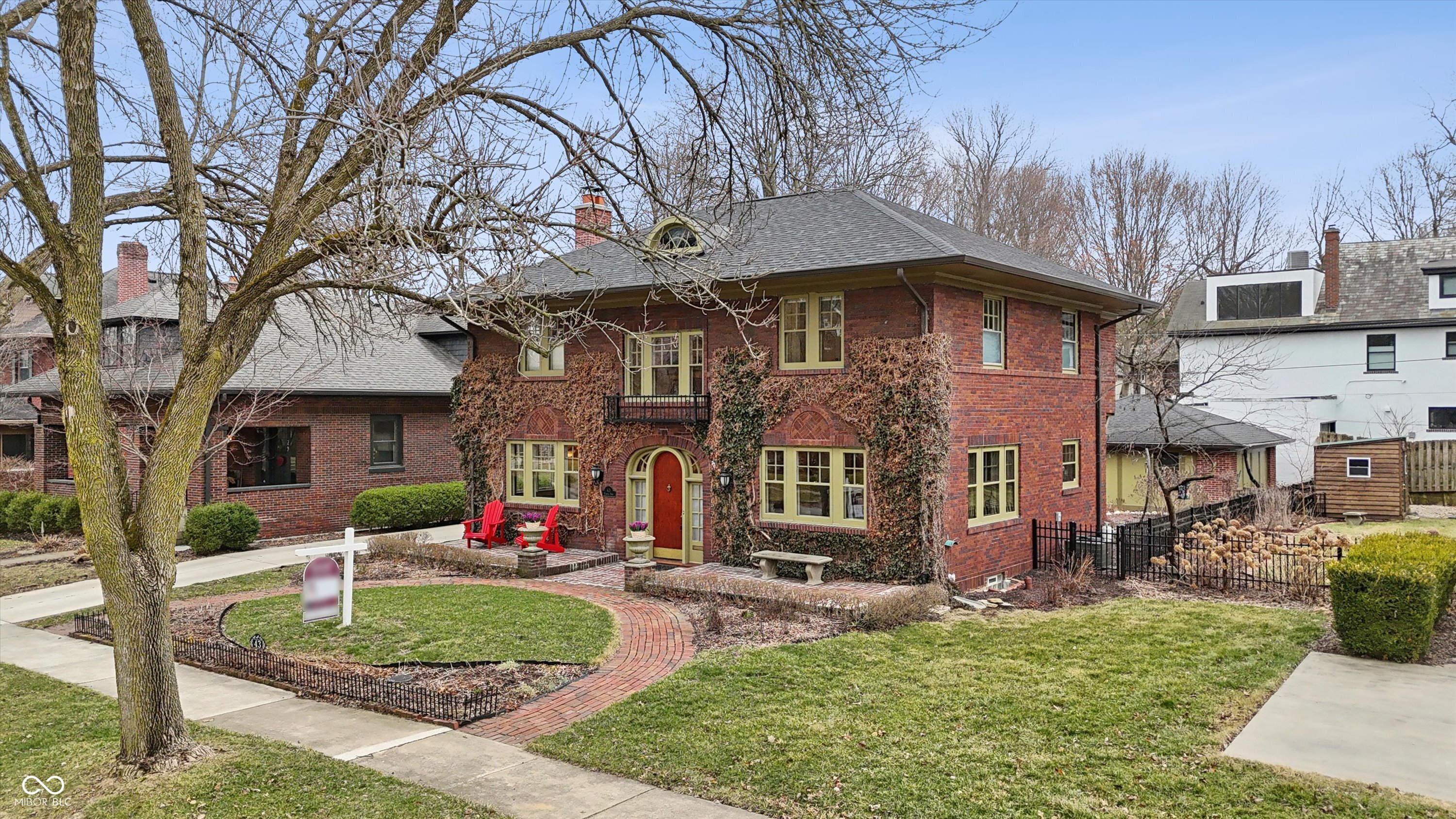 43 W Hampton Drive