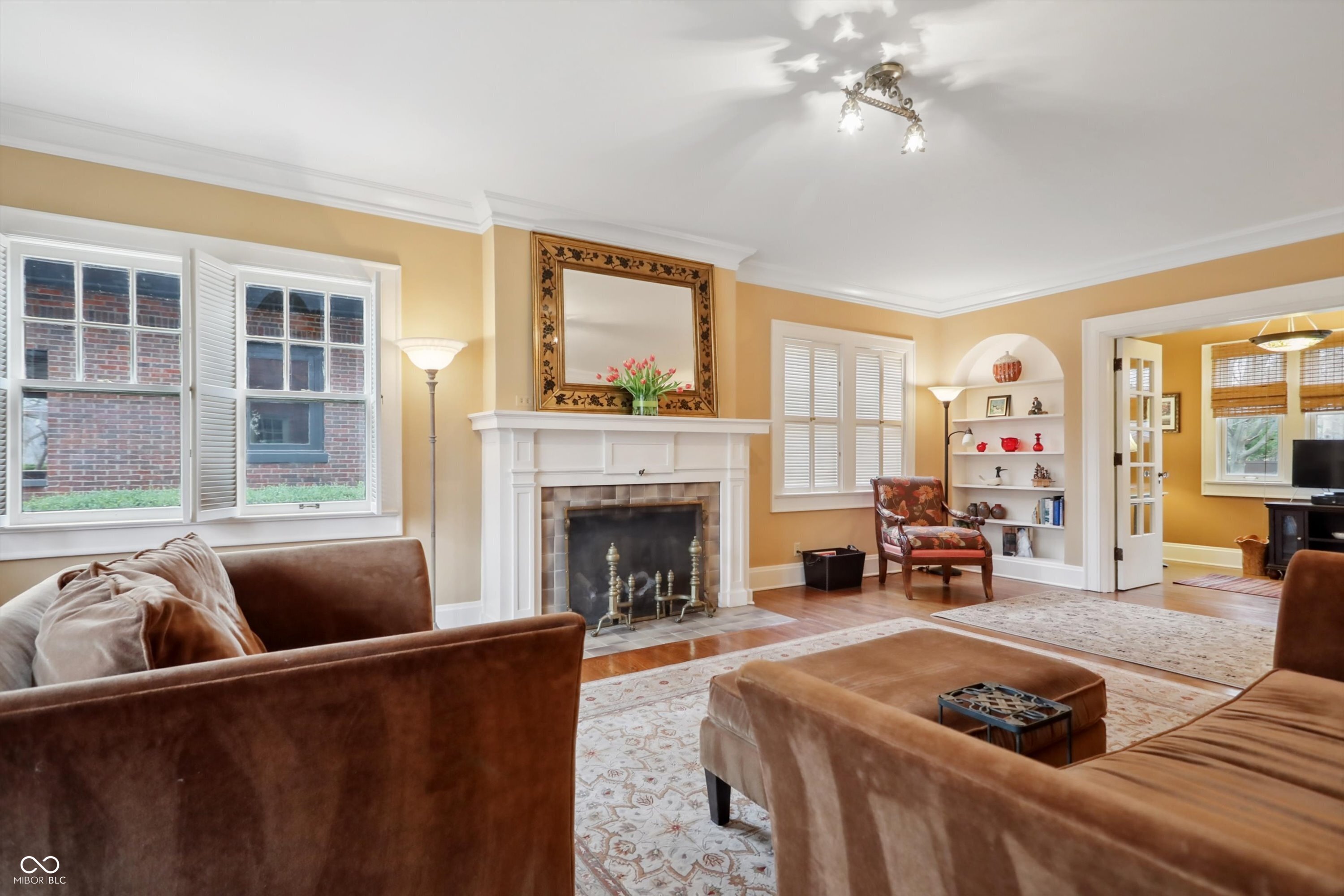 43 W Hampton Drive