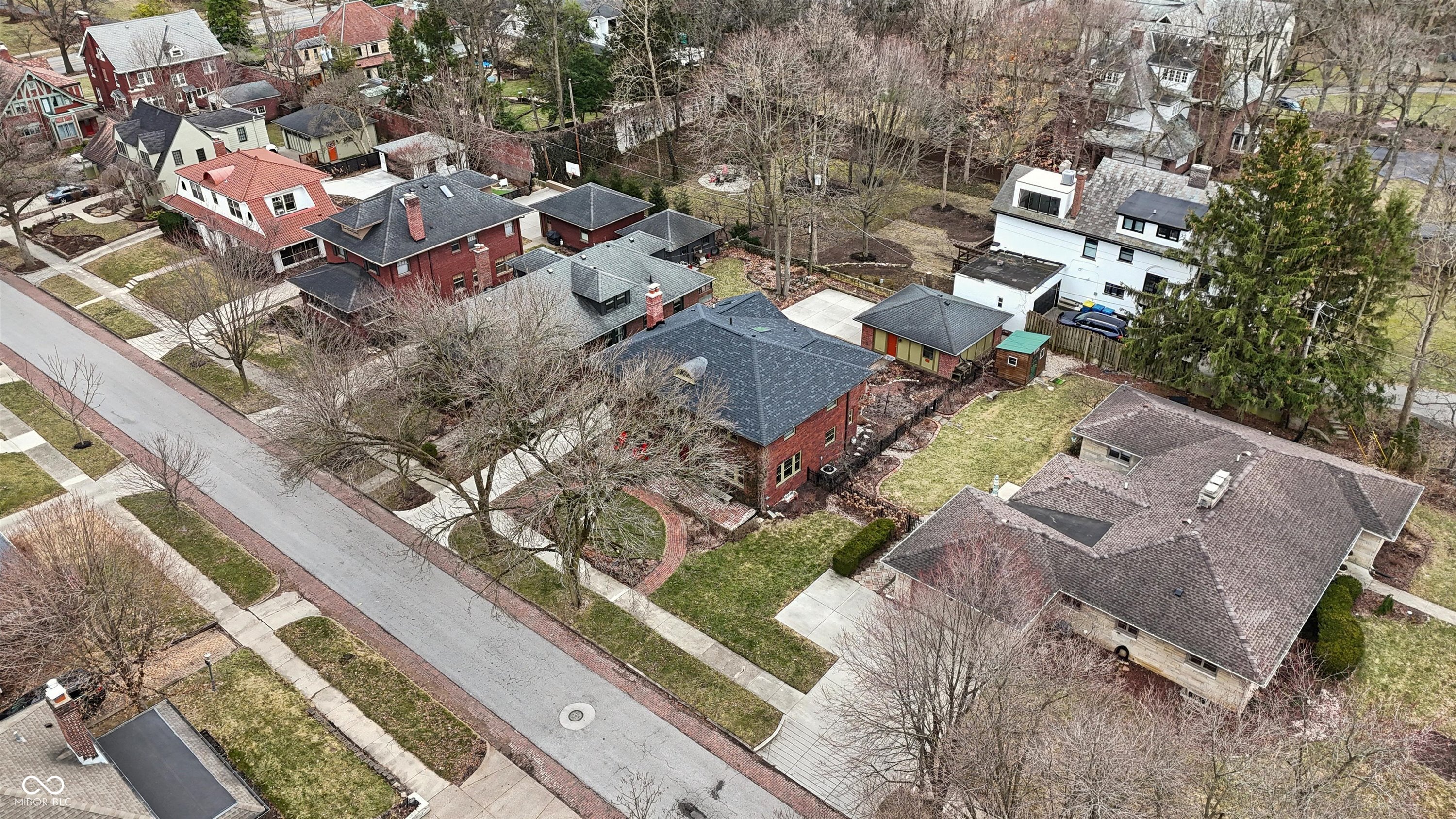 43 W Hampton Drive